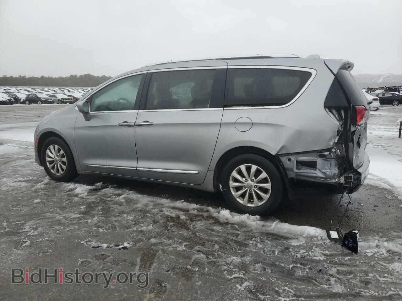 2018 CHRYSLER PACIFICA - VIN: 2C4RC1BG5JR353579 - Фото 2