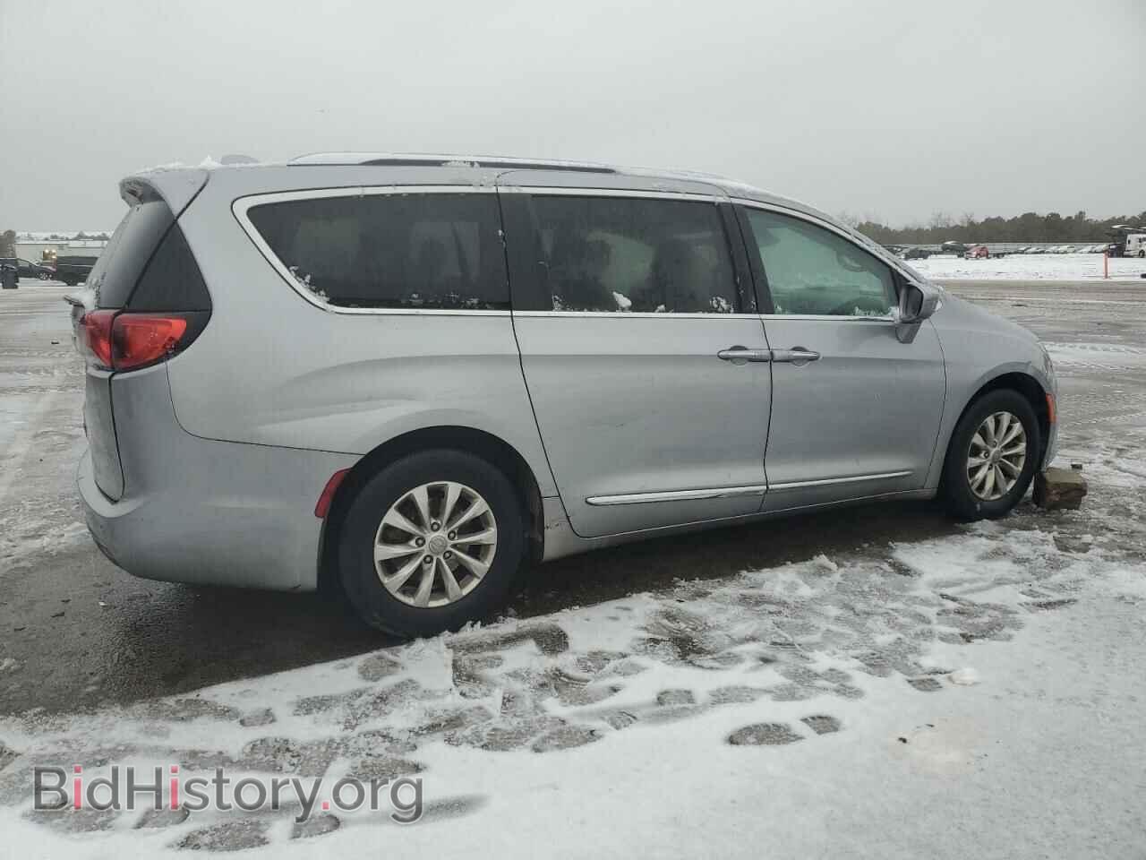 2018 CHRYSLER PACIFICA - VIN: 2C4RC1BG5JR353579 - Фото 3
