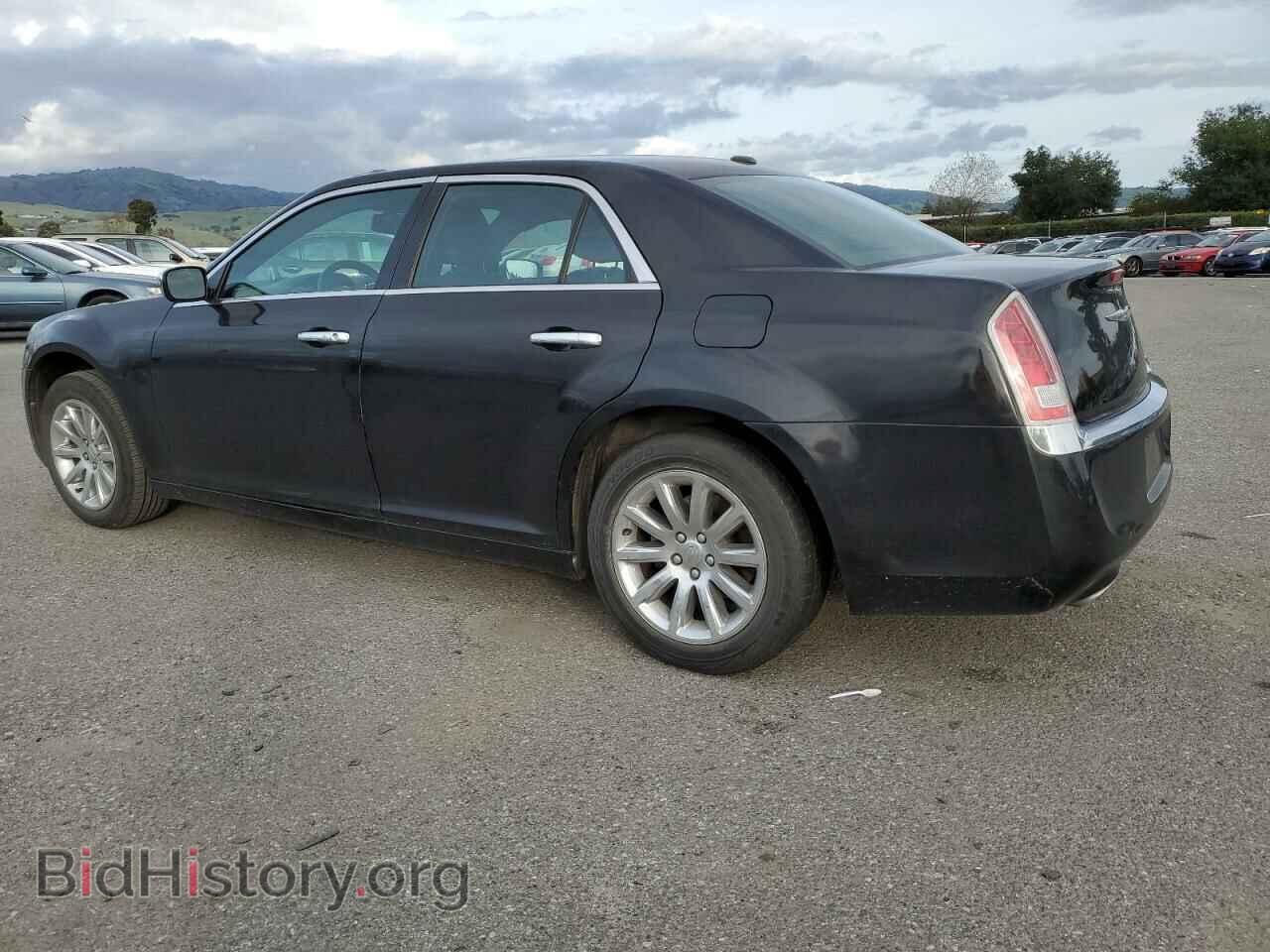 2011 CHRYSLER 300 - VIN: 2C3CA5CG8BH531224 - Фото 2