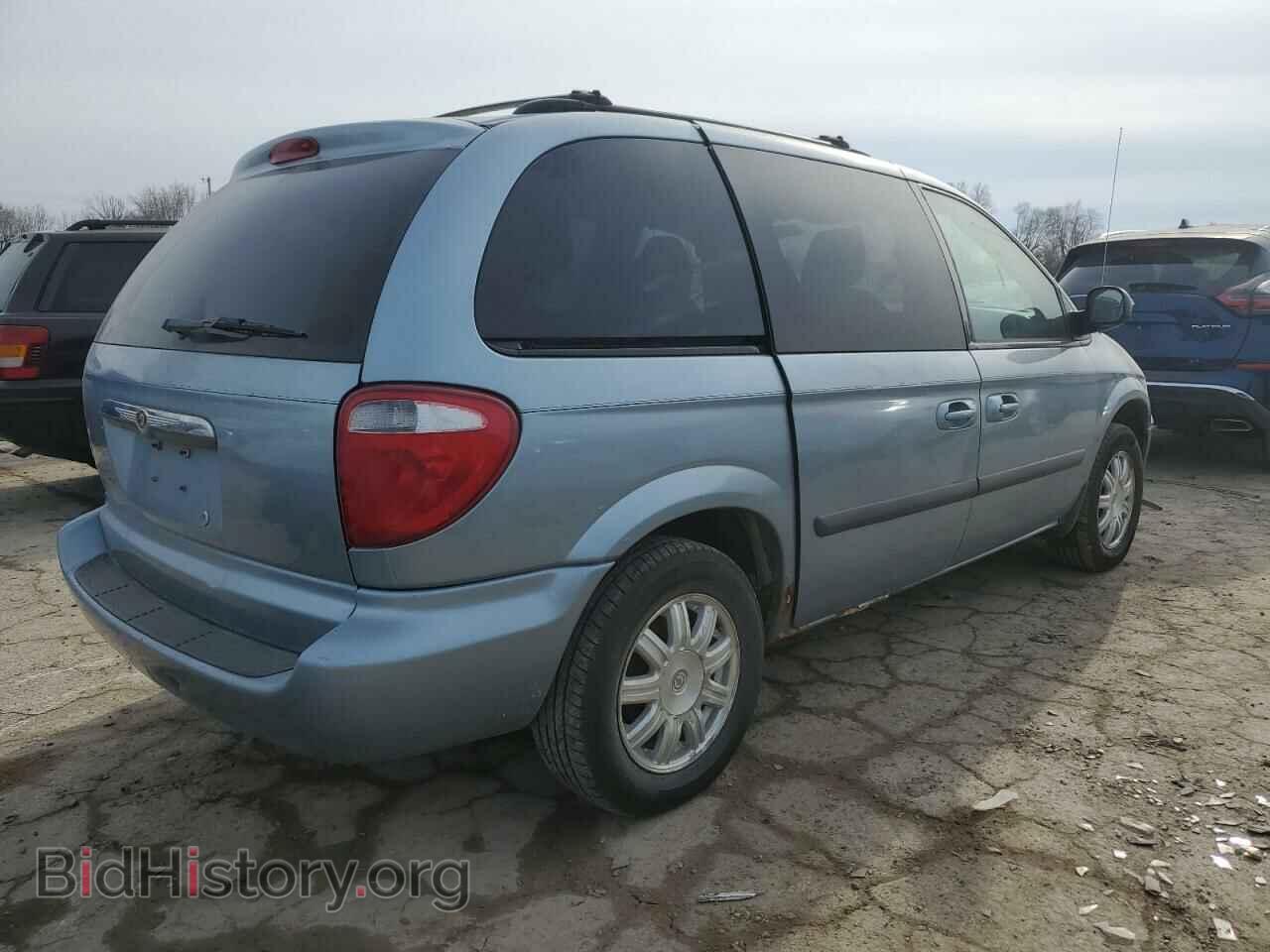 2006 CHRYSLER MINIVAN - VIN: 1A4GP45R76B658222 - Фото 3