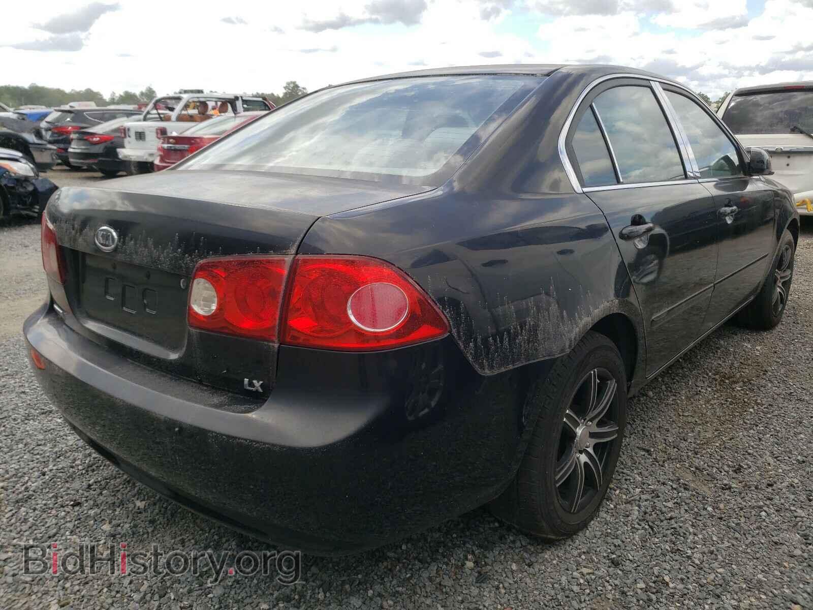 2007 KIA OPTIMA - VIN: KNAGE123775110471 - Фото 4