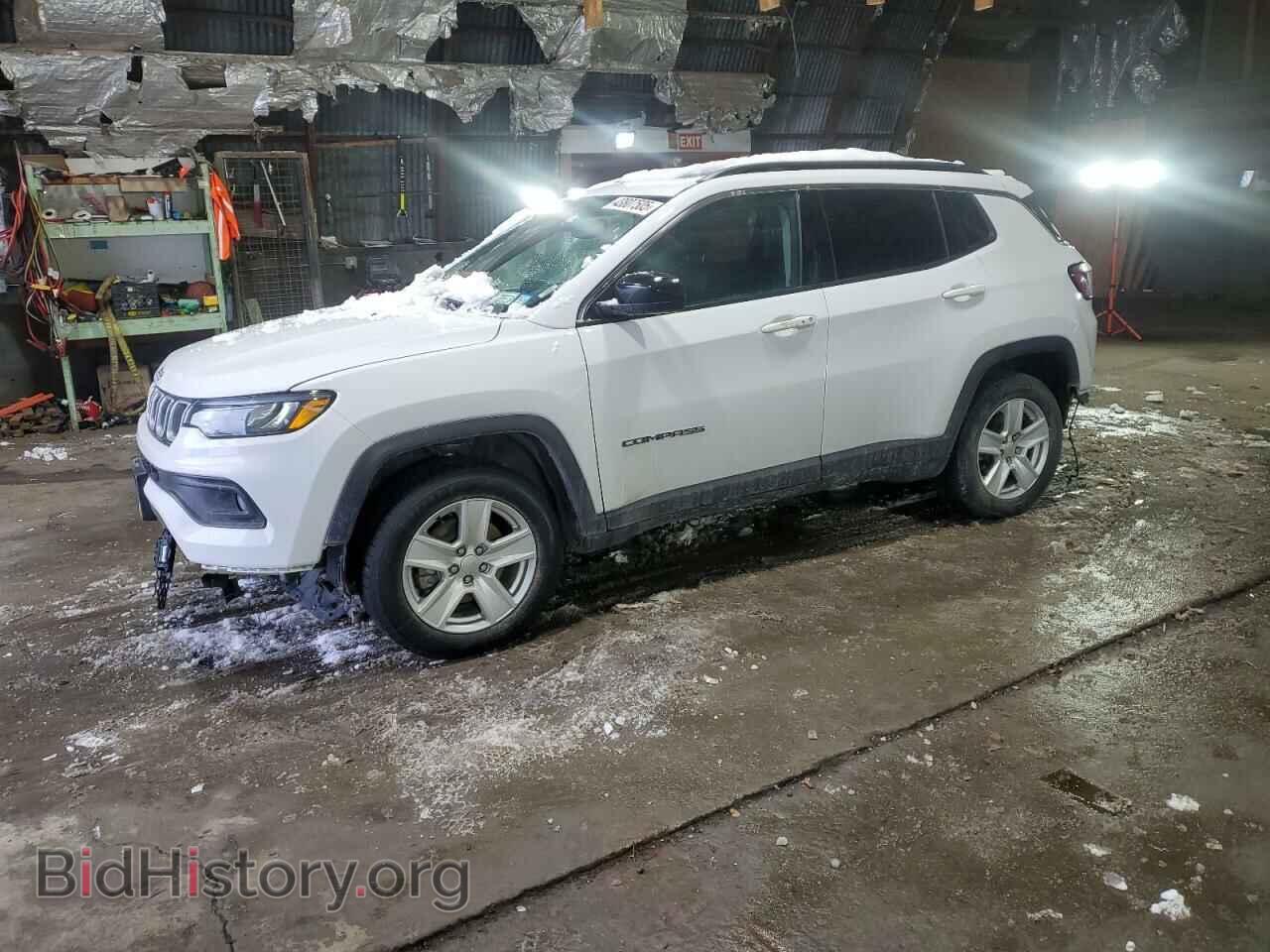 Photo 3C4NJDBB7NT122017 - JEEP COMPASS 2022