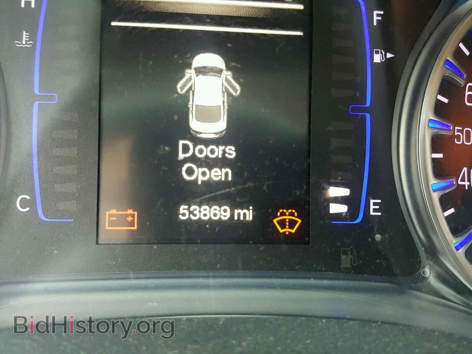 2015 CHRYSLER 200 - VIN: 1C3CCCAB0FN537893 - Фото 8