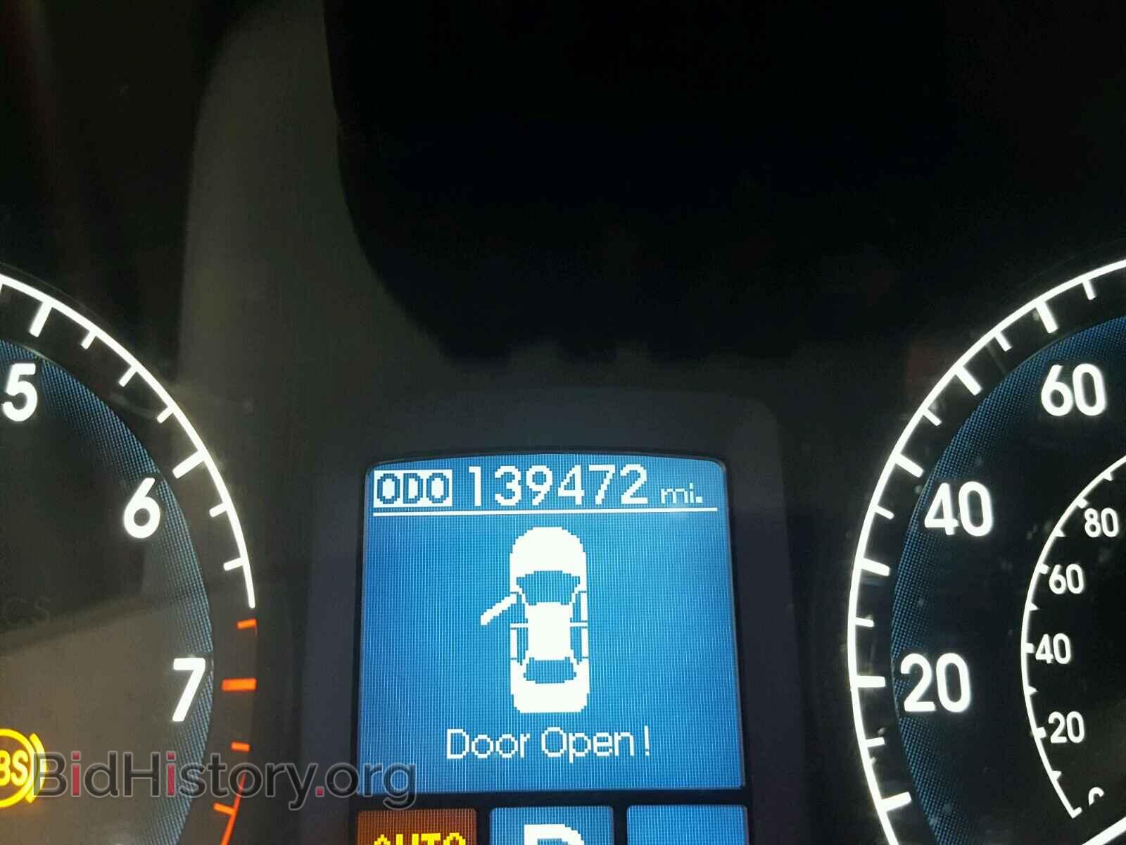 2011 HYUNDAI GENESIS - VIN: KMHGC4DF1BU121963 - Фото 8