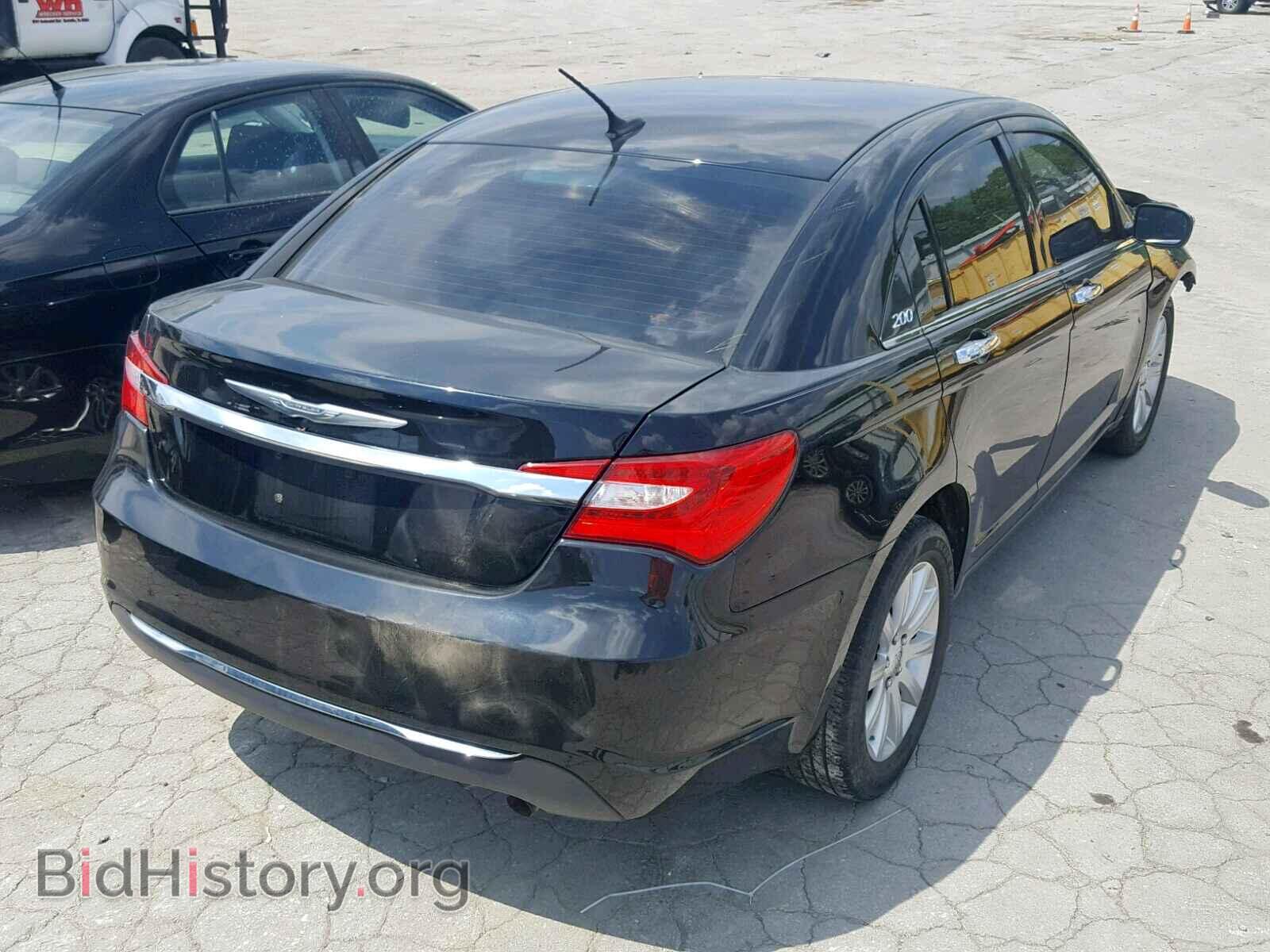 2013 CHRYSLER 200 - VIN: 1C3CCBCB1DN604800 - Фото 4