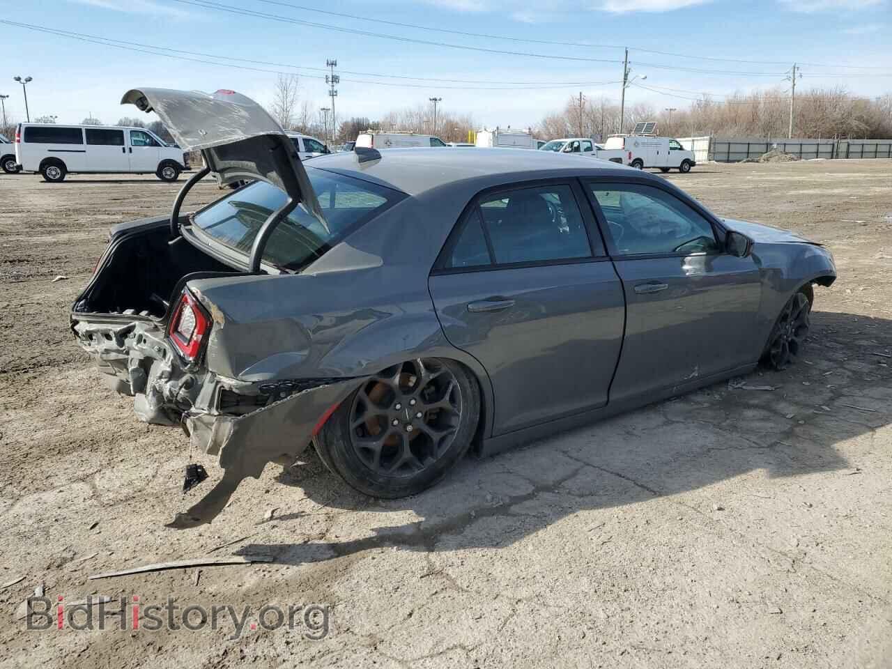 2019 CHRYSLER 300 - VIN: 2C3CCARG7KH723101 - Фото 3