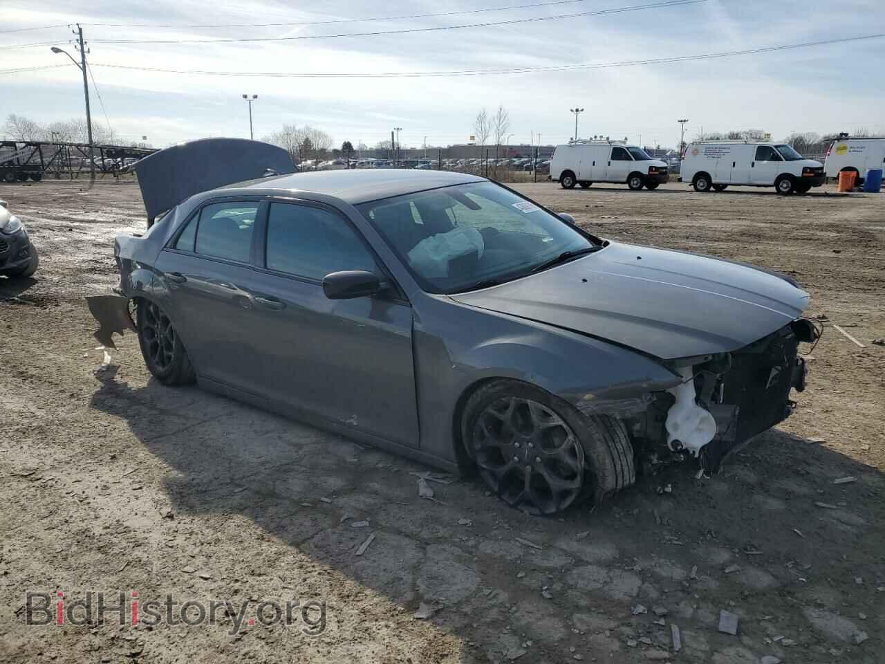 2019 CHRYSLER 300 - VIN: 2C3CCARG7KH723101 - Фото 4