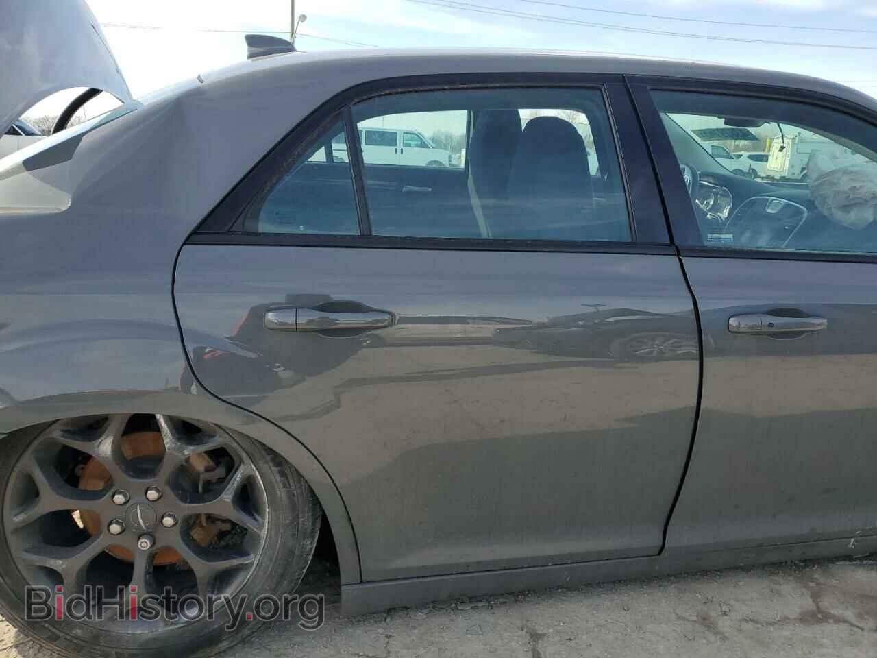2019 CHRYSLER 300 - VIN: 2C3CCARG7KH723101 - Фото 10