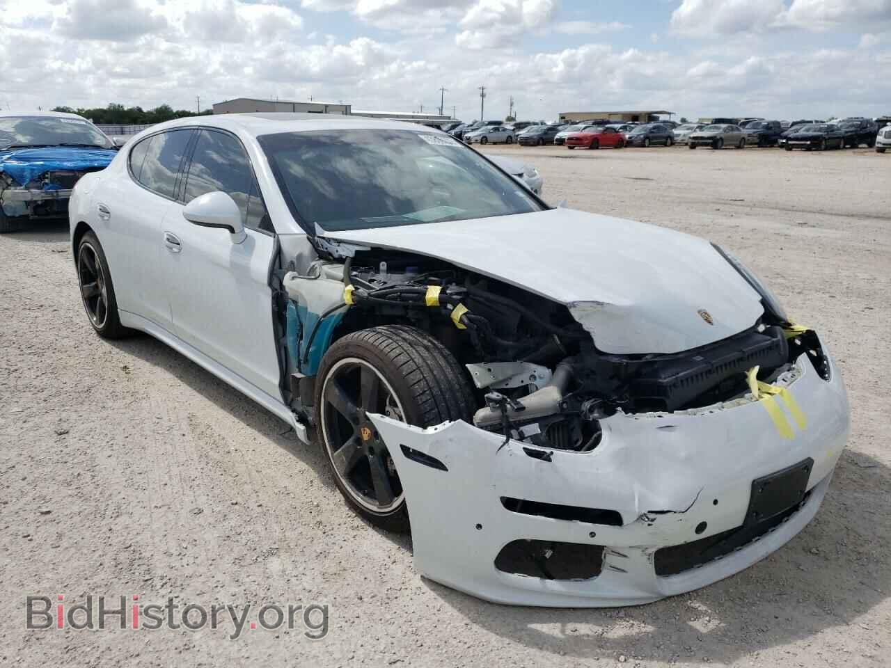 Фотография WP0AB2A73GL050714 - PORSCHE PANAMERA 2016