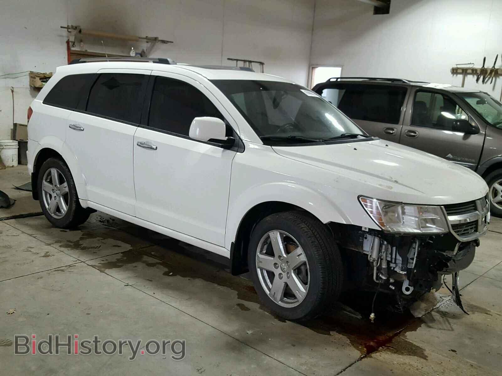 Фотография 3D4PH6FV1AT189813 - DODGE JOURNEY 2010