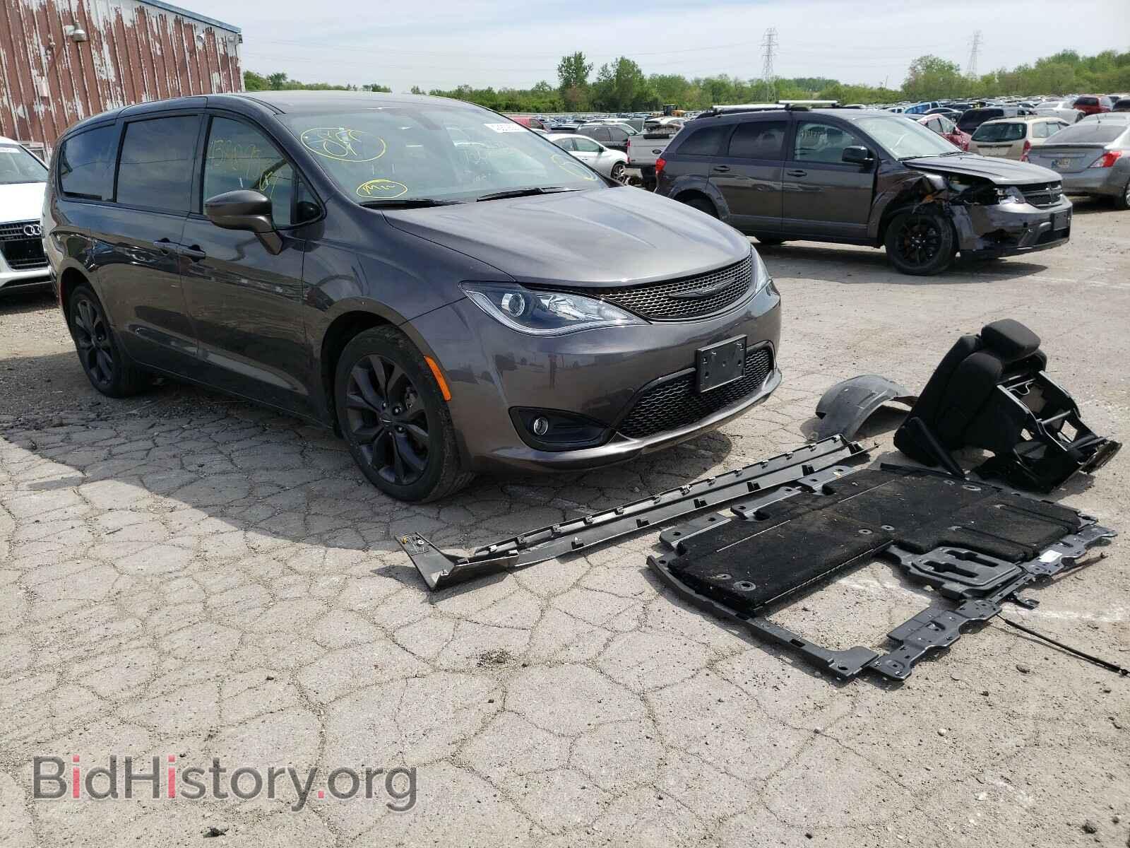 Фотография 2C4RC1FG6JR333769 - CHRYSLER PACIFICA 2018