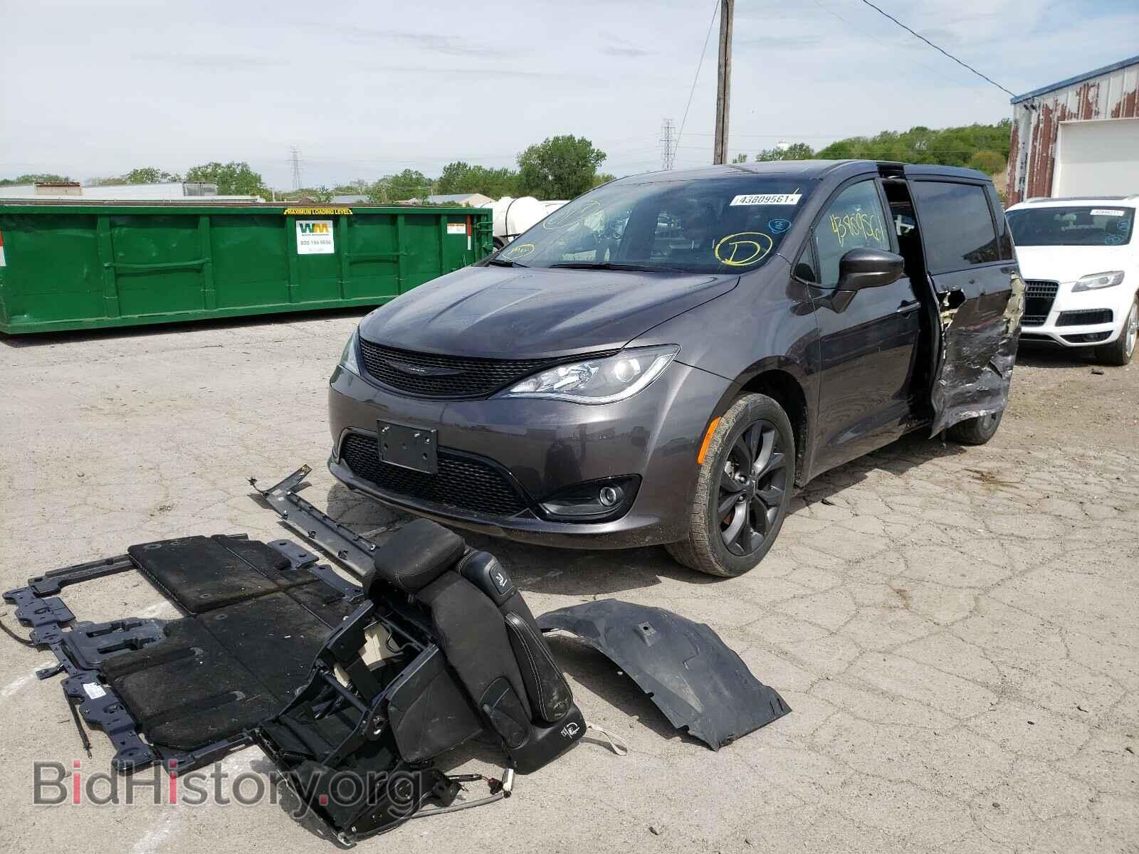 2018 CHRYSLER PACIFICA - VIN: 2C4RC1FG6JR333769 - Фото 2