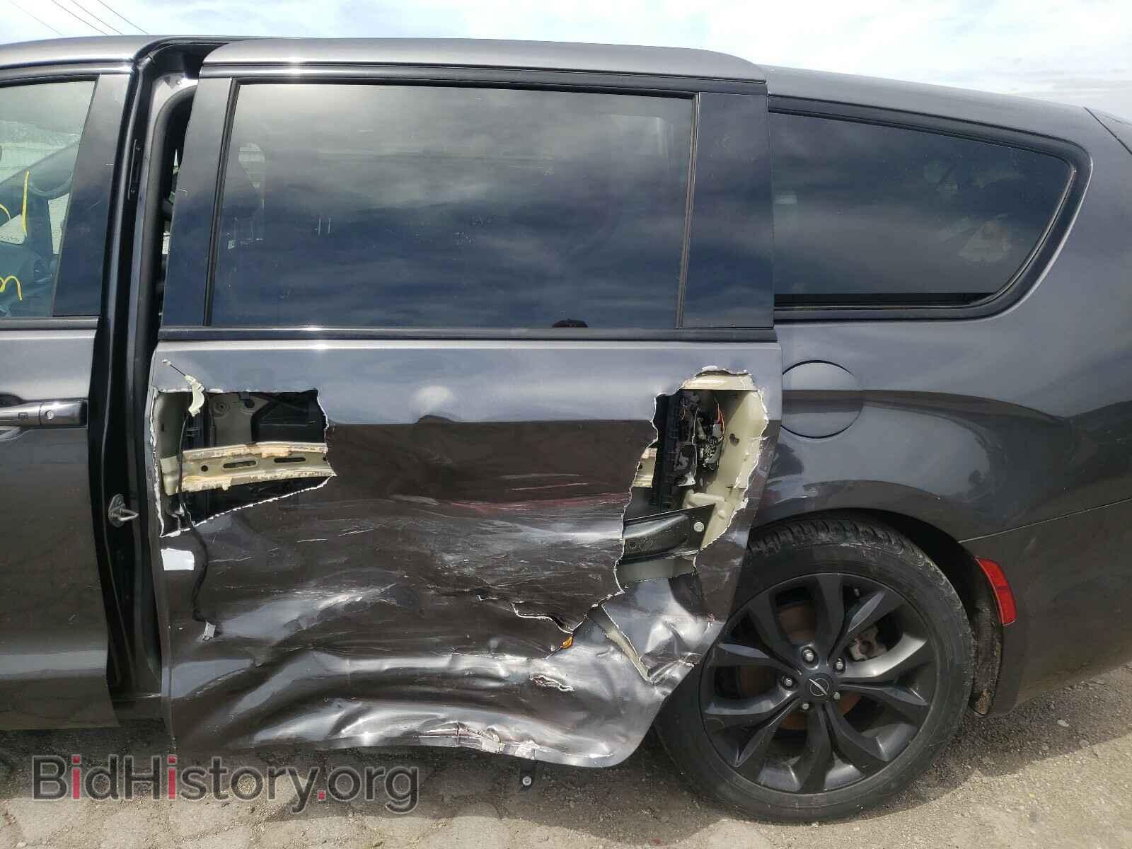 2018 CHRYSLER PACIFICA - VIN: 2C4RC1FG6JR333769 - Фото 9