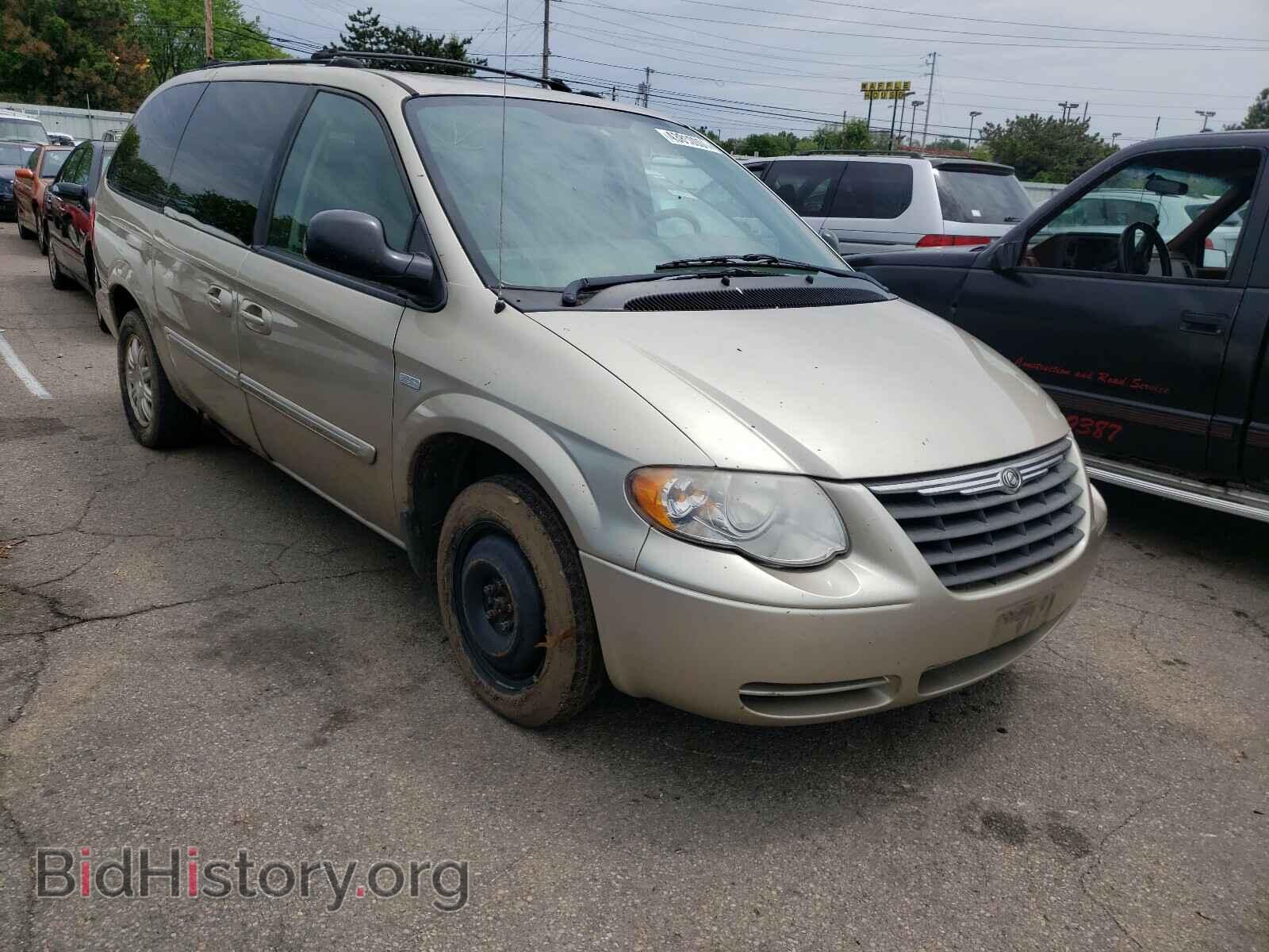 Фотография 2A4GP54LX6R689470 - CHRYSLER MINIVAN 2006