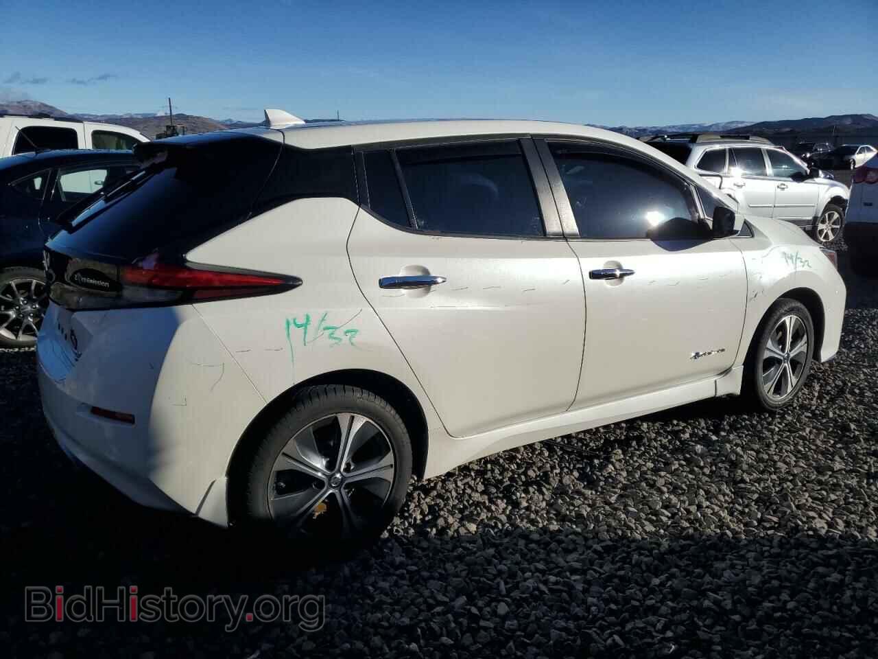 2019 NISSAN LEAF - VIN: 1N4BZ1CP4KC318112 - Фото 3