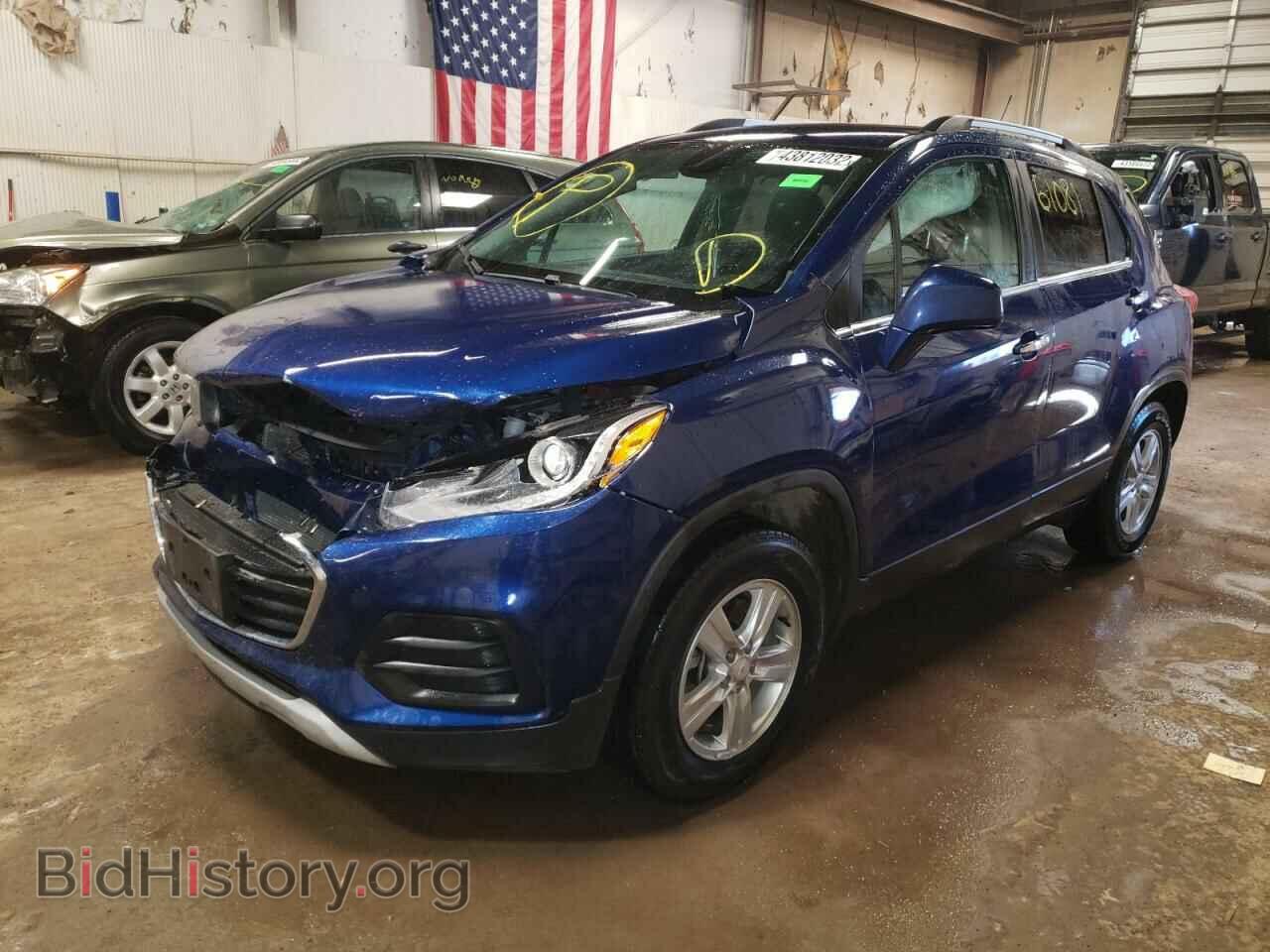 2017 CHEVROLET TRAX - VIN: 3GNCJPSB9HL174401 - Фото 2