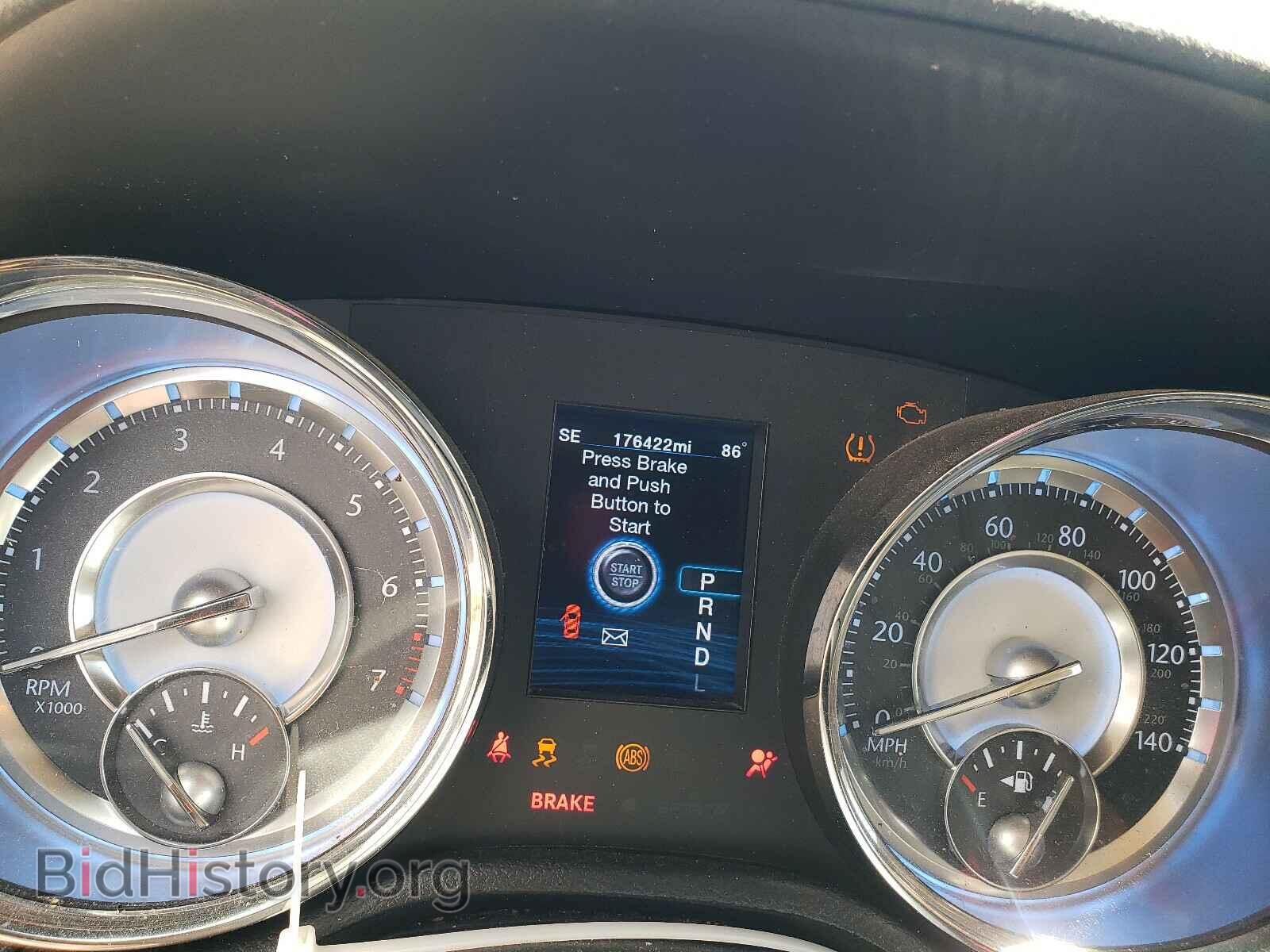 2012 CHRYSLER 300 - VIN: 2C3CCAAG7CH165375 - Фото 8