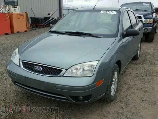 2005 FORD FOCUS - VIN: 1FAFP34N25W140249 - Photo 2