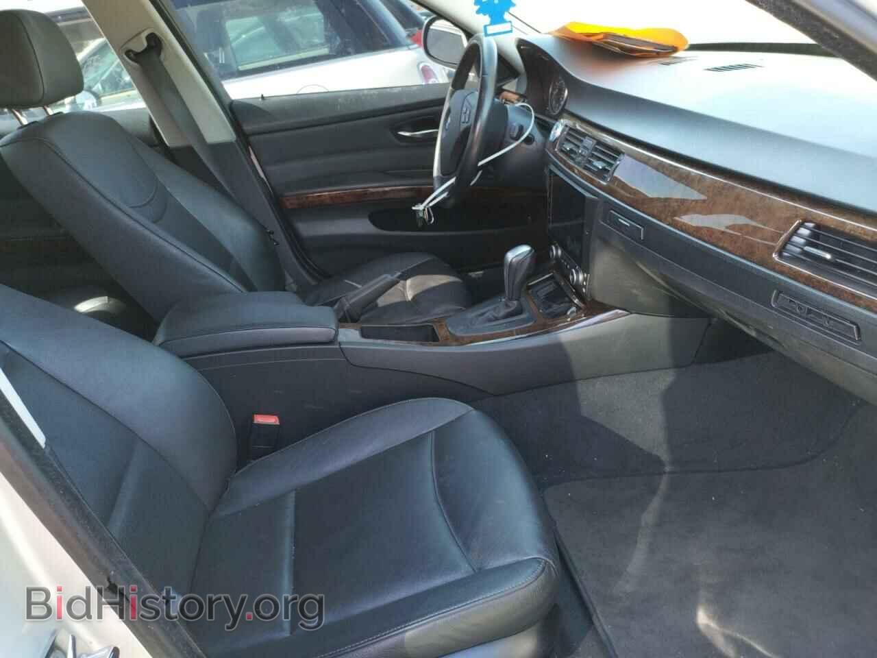 2009 BMW 3 SERIES - VIN: WBAPH53599A434708 - Photo 5