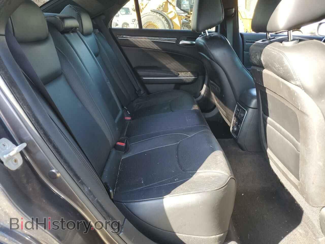 2013 CHRYSLER 300 - VIN: 2C3CCAET2DH670832 - Фото 10