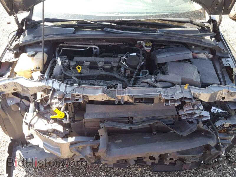 2012 Ford FOCUS (VIN 1FAHP3M28CL239607) — фото 7 из 10