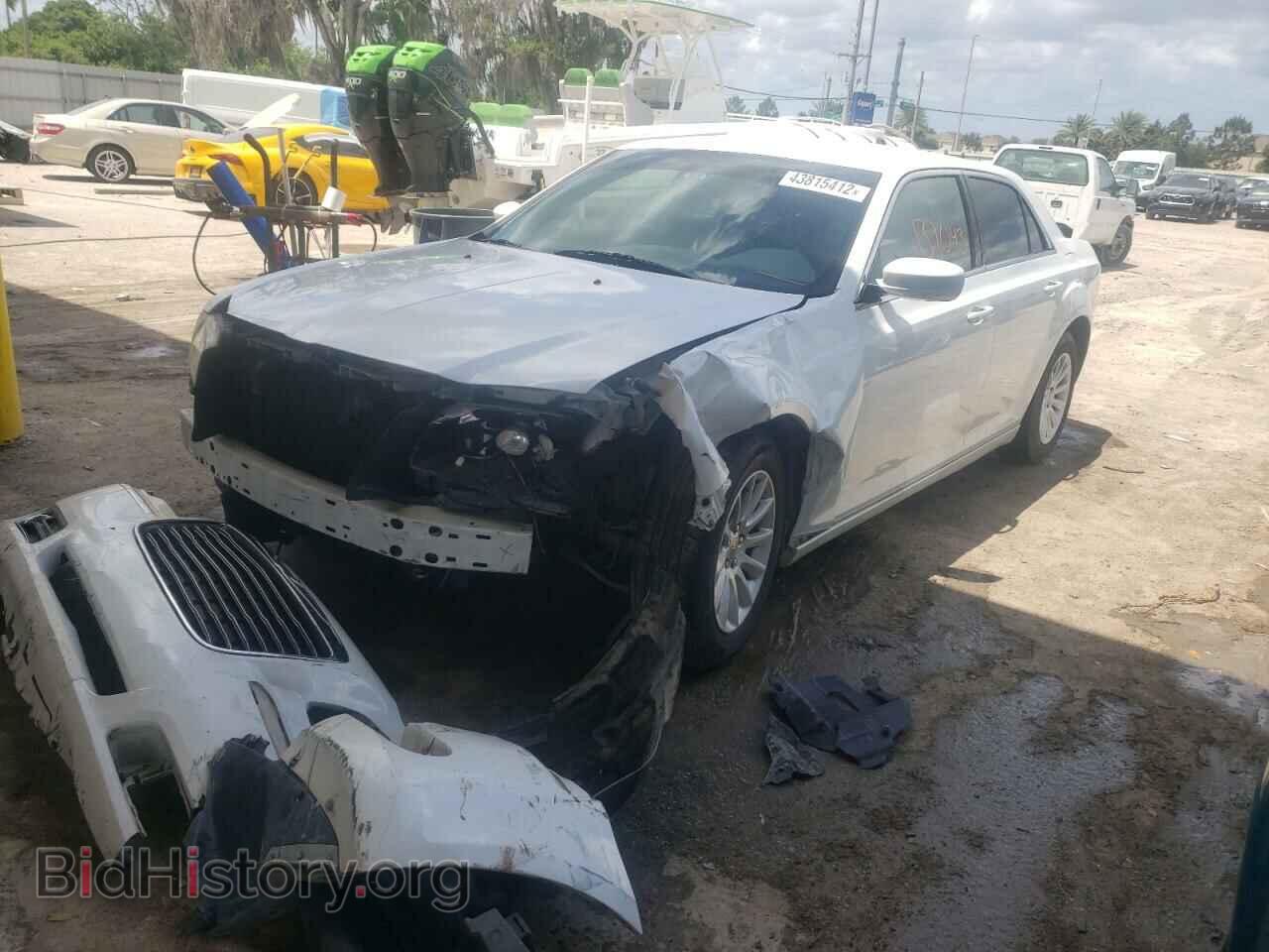 2014 CHRYSLER 300 - VIN: 2C3CCAAG3EH376642 - Фото 2