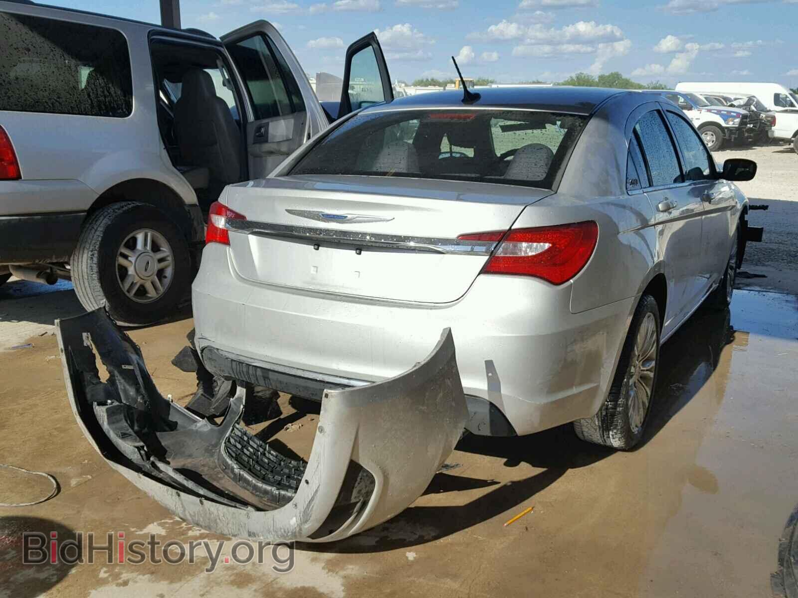 2012 CHRYSLER 200 - VIN: 1C3CCBAB3CN262025 - Фото 4