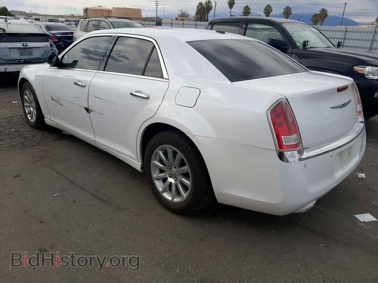 2012 CHRYSLER 300 - VIN: 2C3CCACG5CH207829 - Фото 2