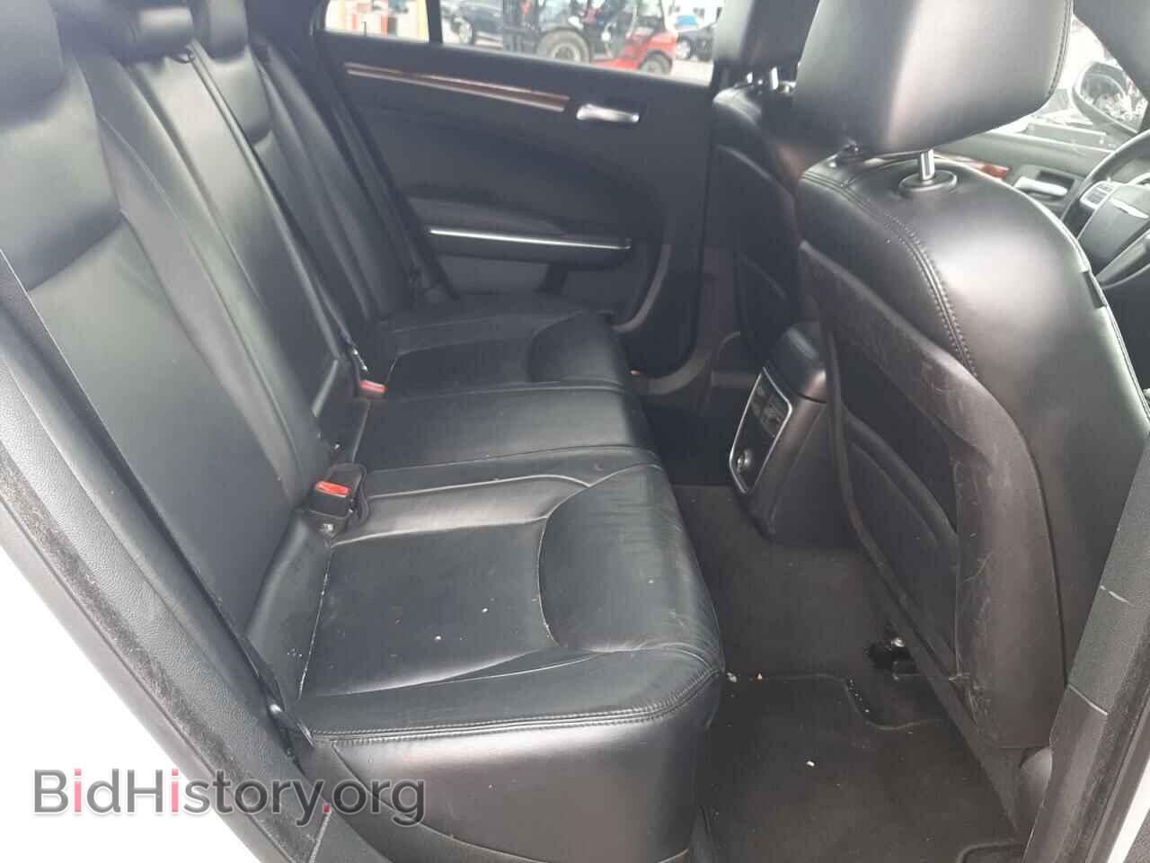 2012 CHRYSLER 300 - VIN: 2C3CCACG5CH207829 - Фото 10