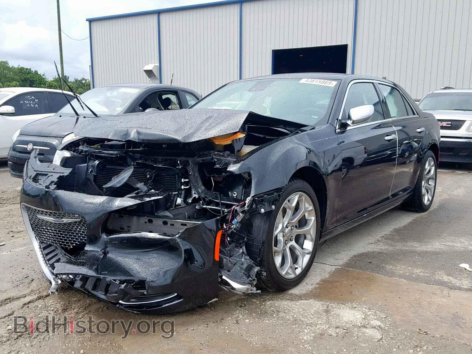 2016 CHRYSLER 300 - VIN: 2C3CCAPT7GH269925 - Фото 2