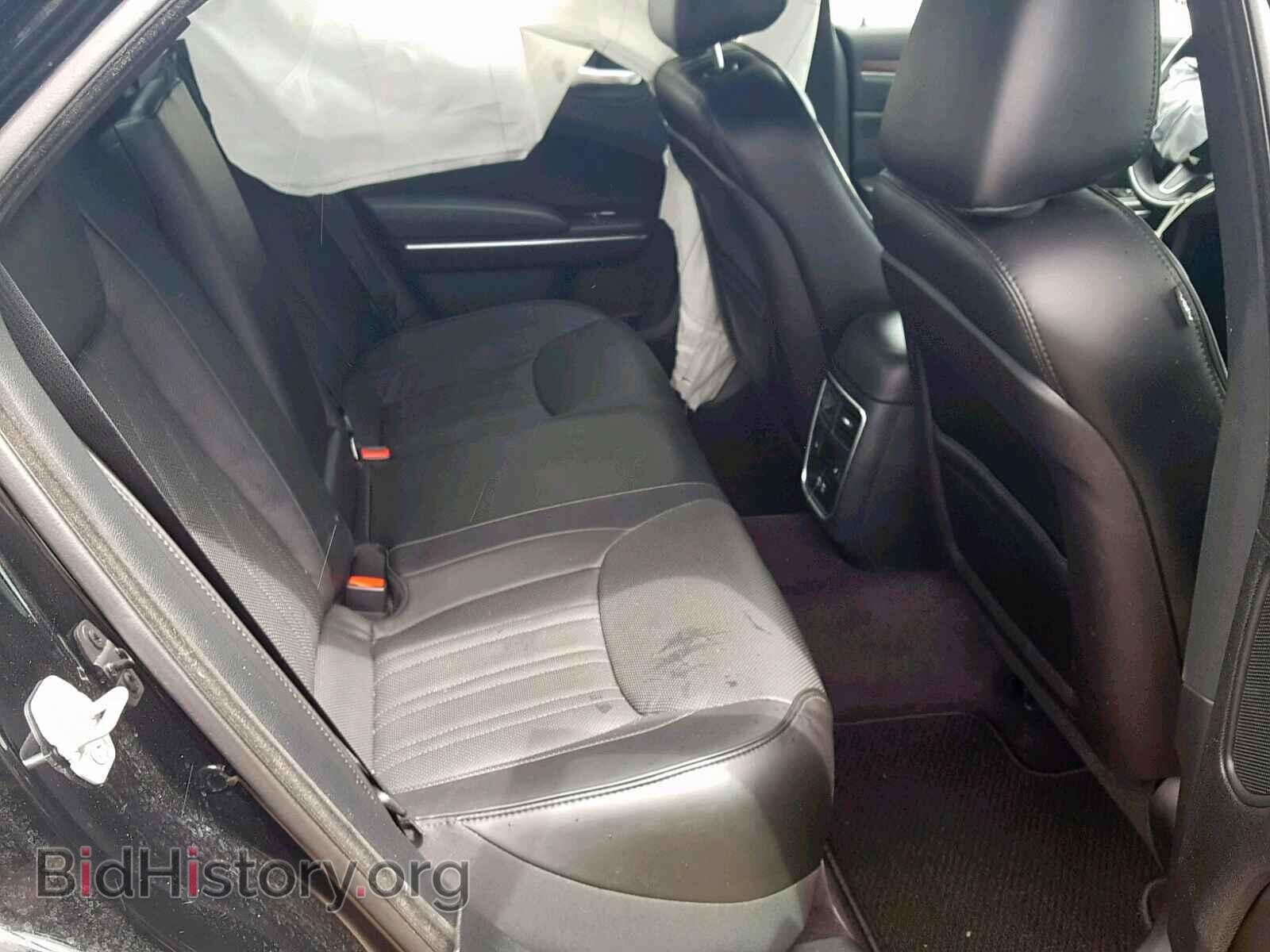 2016 CHRYSLER 300 - VIN: 2C3CCAPT7GH269925 - Фото 6