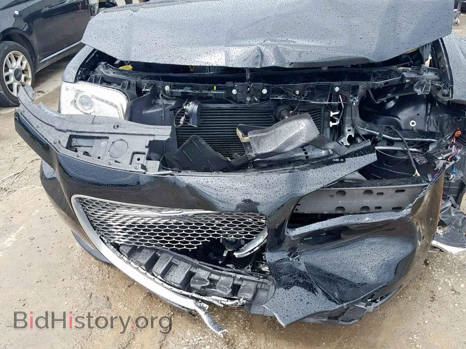 2016 CHRYSLER 300 - VIN: 2C3CCAPT7GH269925 - Фото 9