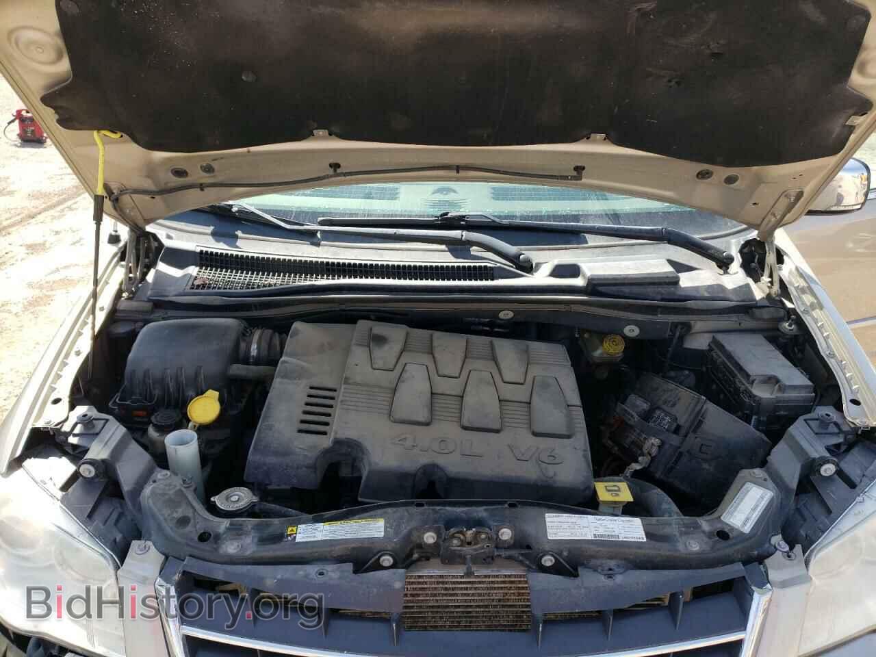 2008 CHRYSLER MINIVAN - VIN: 2A8HR64X08R764900 - Фото 7