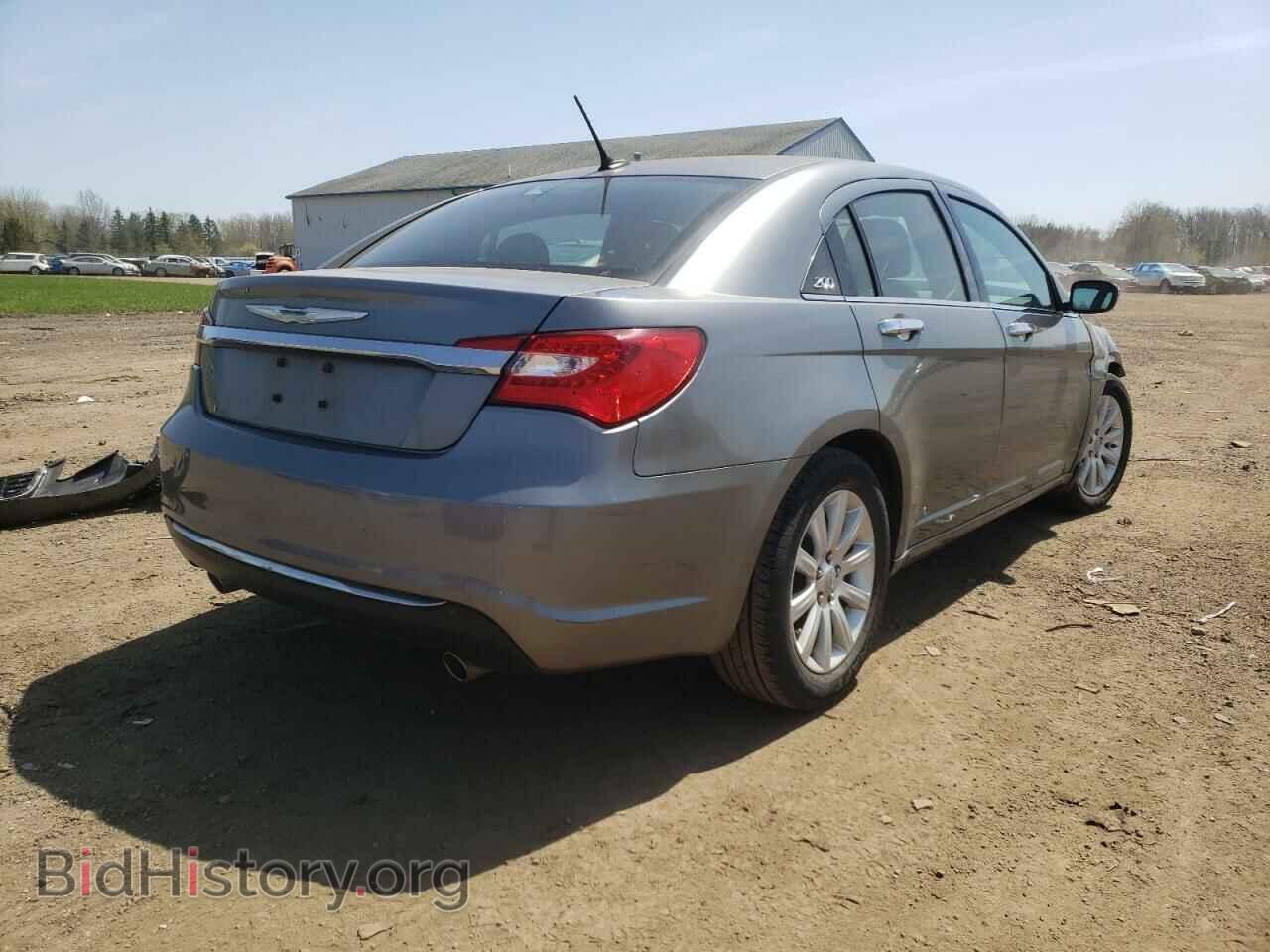 2013 CHRYSLER 200 - VIN: 1C3CCBCG7DN601301 - Photo 4