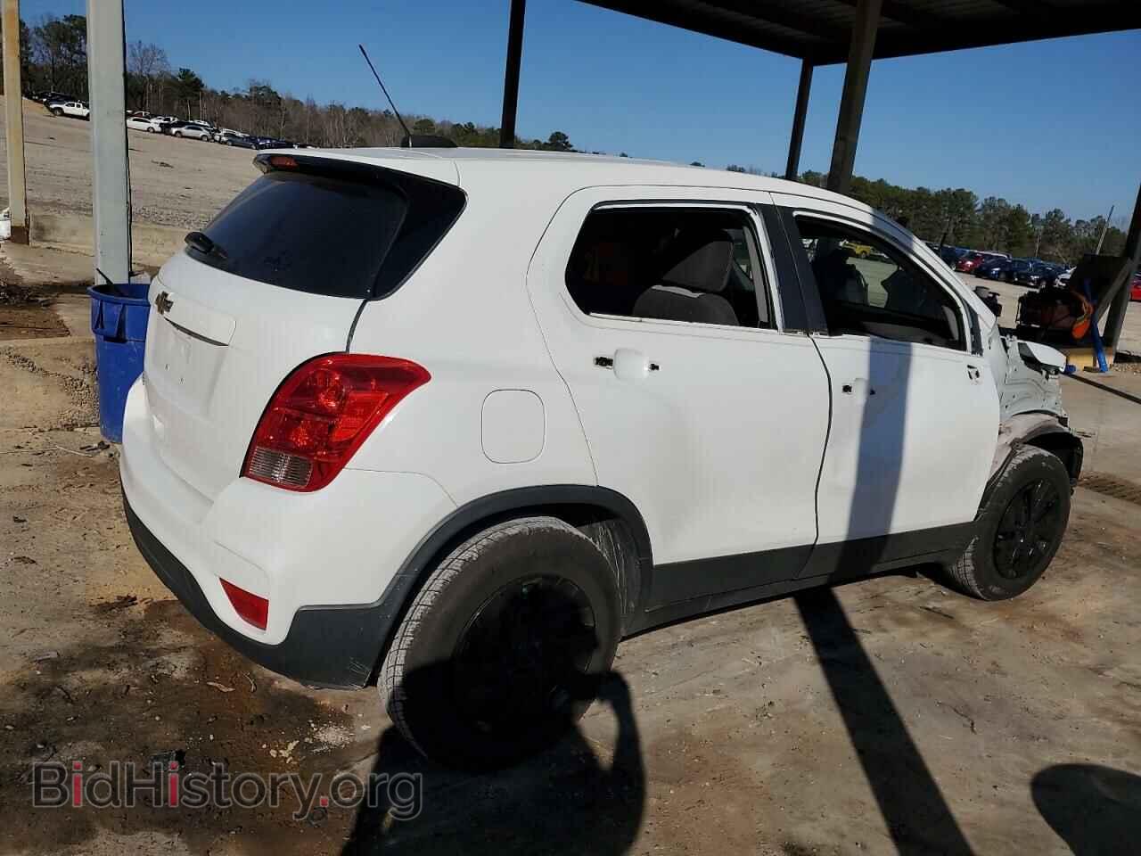 2017 CHEVROLET TRAX - VIN: 3GNCJKSB5HL274305 - Фото 3