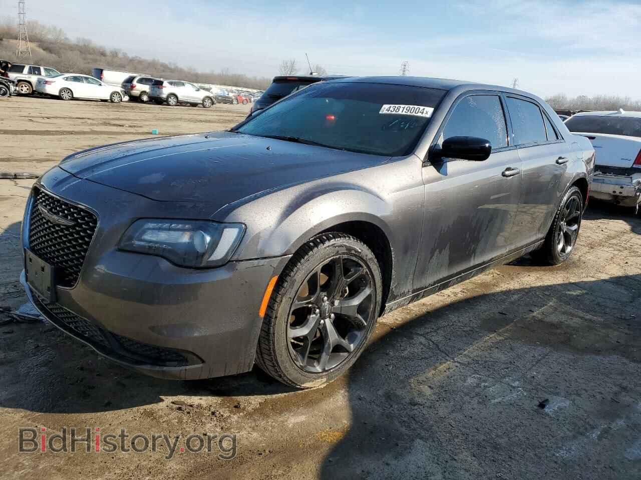 Фотография 2C3CCAAG5MH617454 - CHRYSLER 300 2021