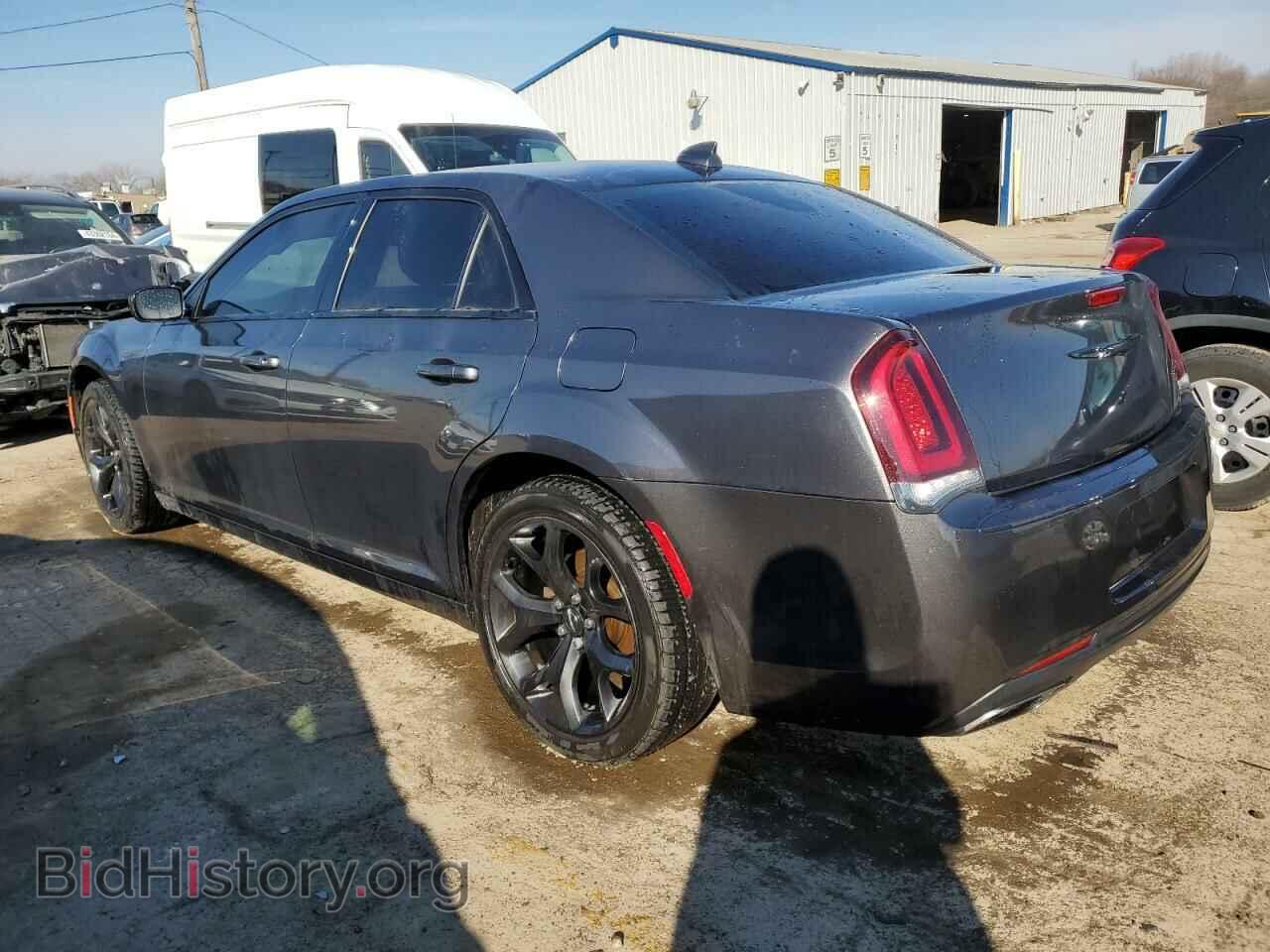 2021 CHRYSLER 300 - VIN: 2C3CCAAG5MH617454 - Фото 2
