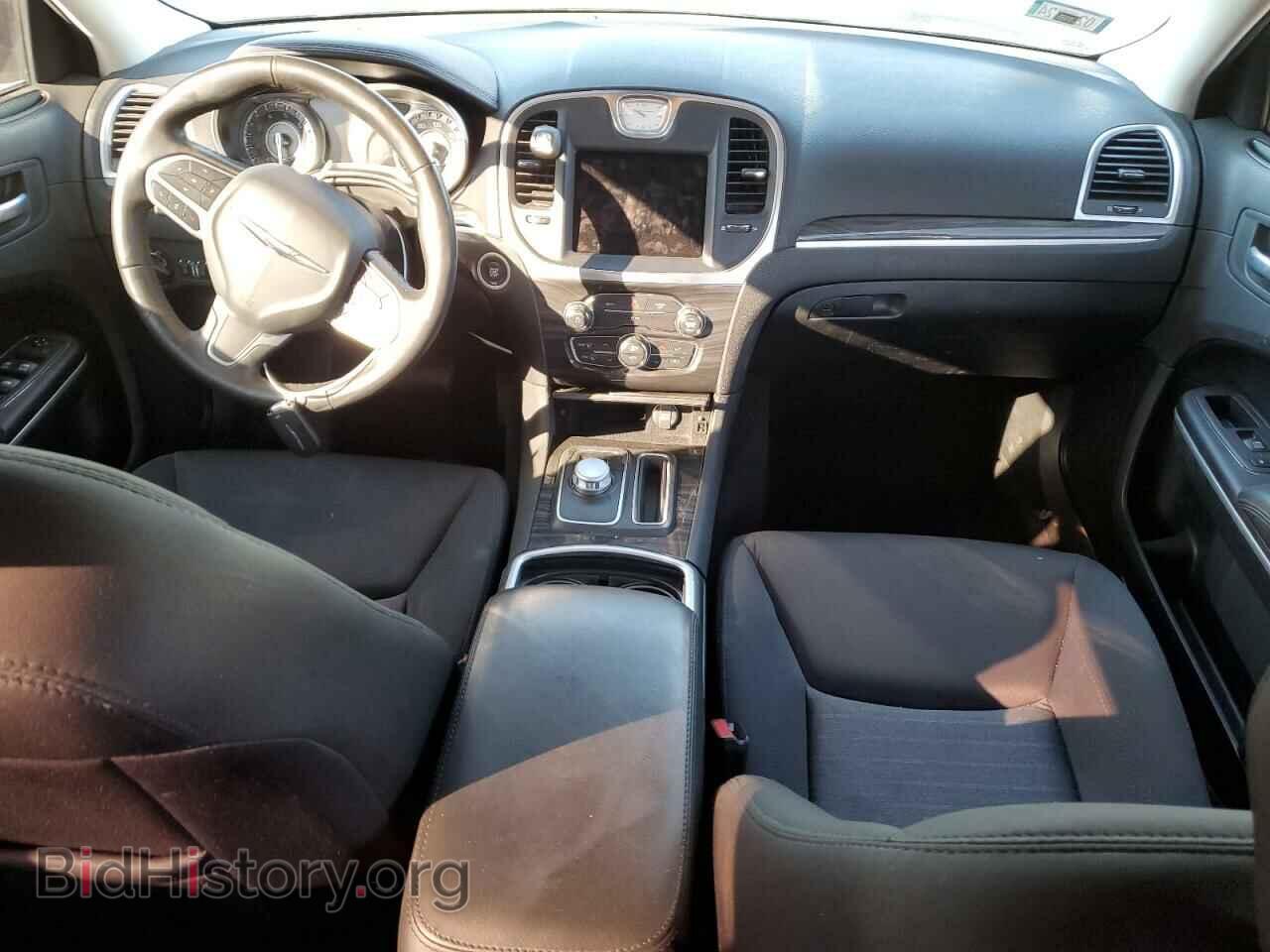 2021 CHRYSLER 300 - VIN: 2C3CCAAG5MH617454 - Фото 8
