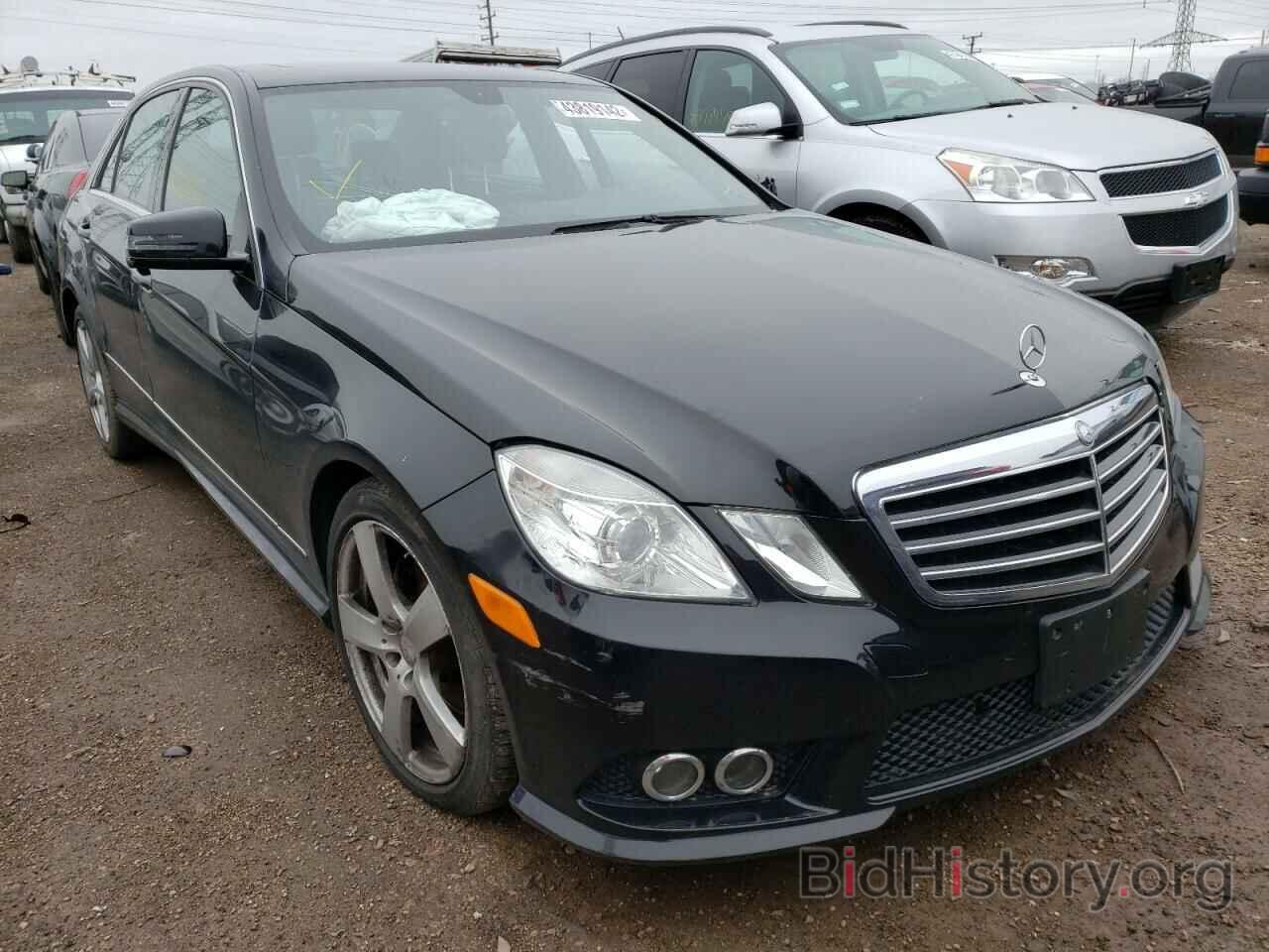 Photo WDDHF8HB4AA204596 - MERCEDES-BENZ E-CLASS 2010