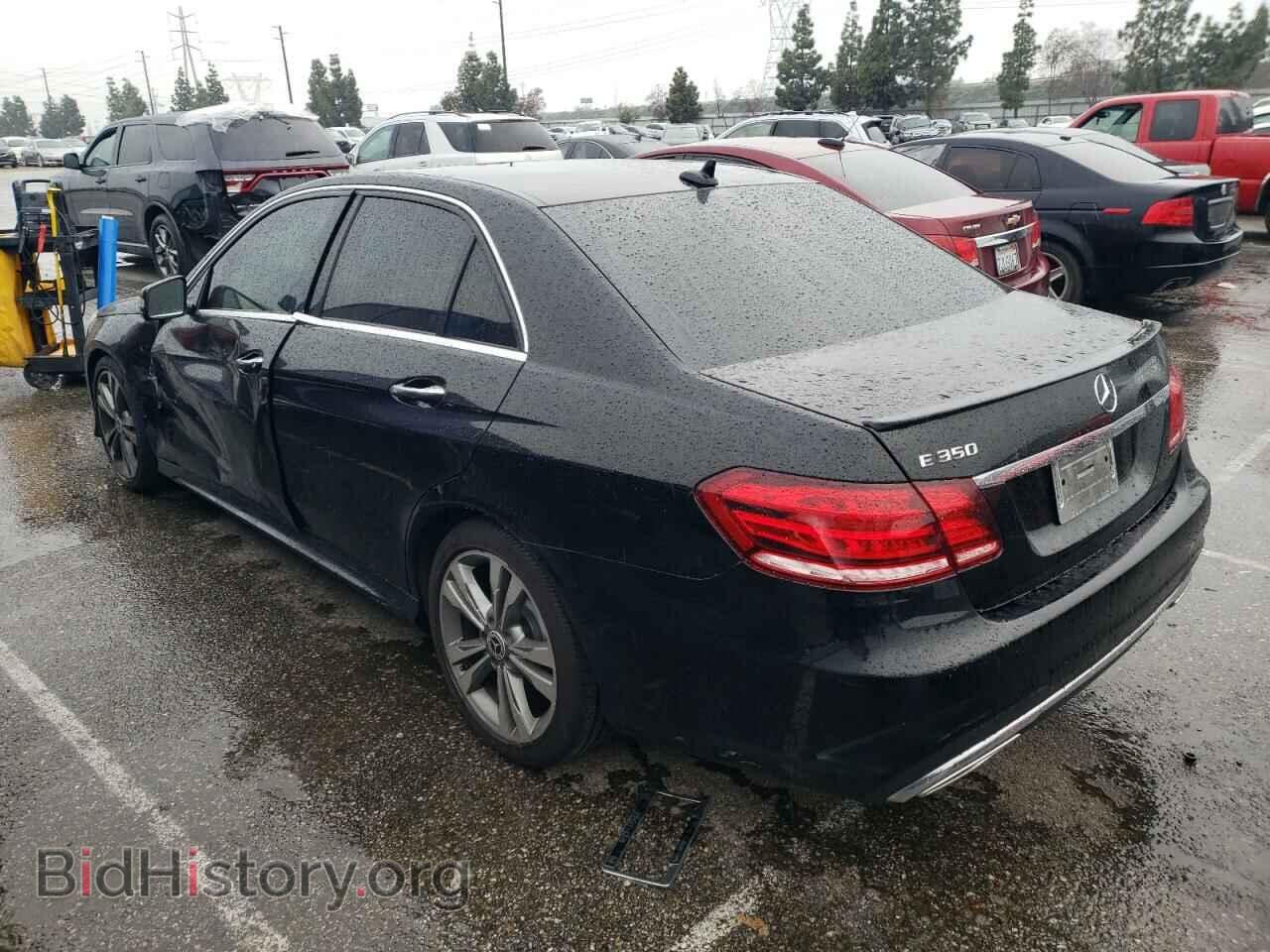 2014 MERCEDES-BENZ E-CLASS - VIN: WDDHF5KB3EB013436 - Фото 2