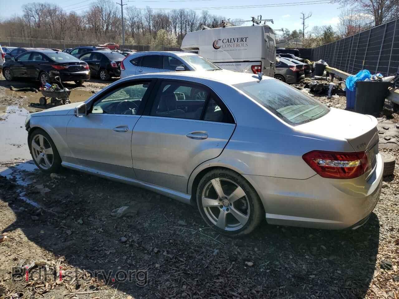 2011 MERCEDES-BENZ E-CLASS - VIN: WDDHF8HB5BA484353 - Фото 2