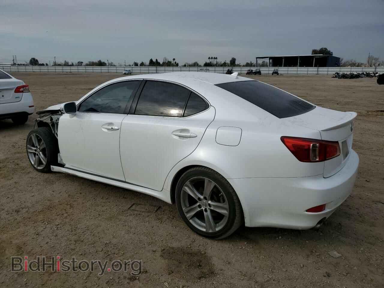 2011 LEXUS IS - VIN: JTHBF5C25B5145282 - Фото 2