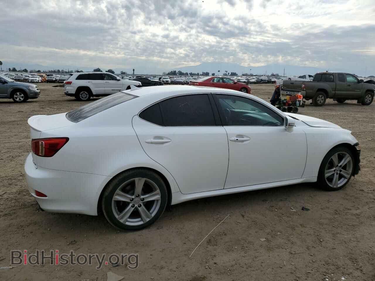 2011 LEXUS IS - VIN: JTHBF5C25B5145282 - Фото 3