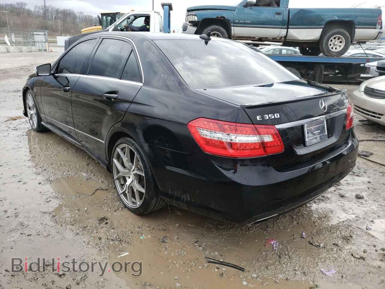2011 MERCEDES-BENZ E-CLASS - VIN: WDDHF8HB9BA463277 - Фото 2