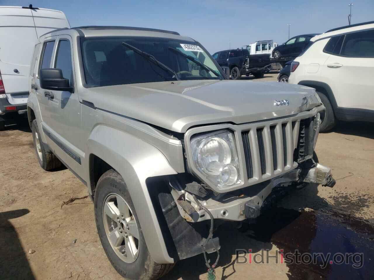 Фотография 1J8GN28K79W545049 - JEEP LIBERTY 2009