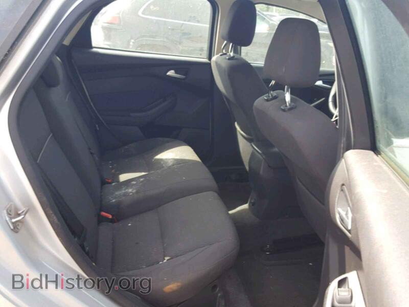 2012 Ford FOCUS (VIN 1FAHP3M28CL333485) — фото 6 из 10