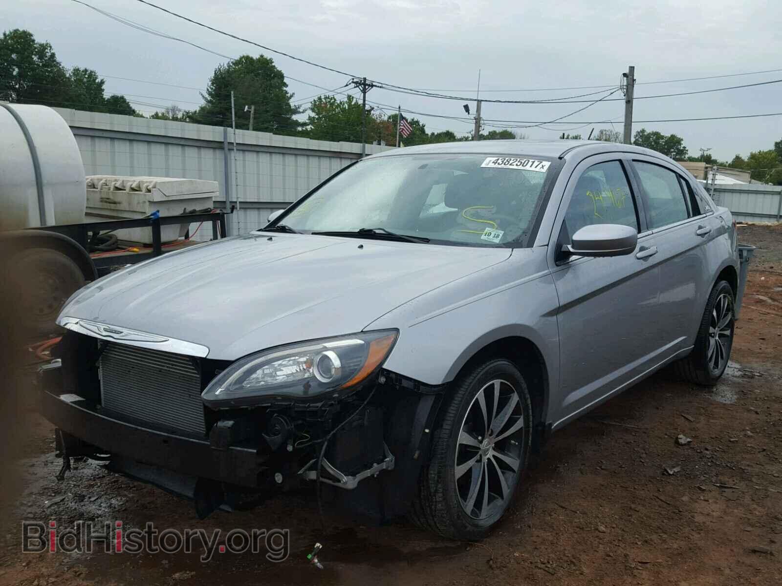 2013 CHRYSLER 200 - VIN: 1C3CCBBB5DN579725 - Photo 2