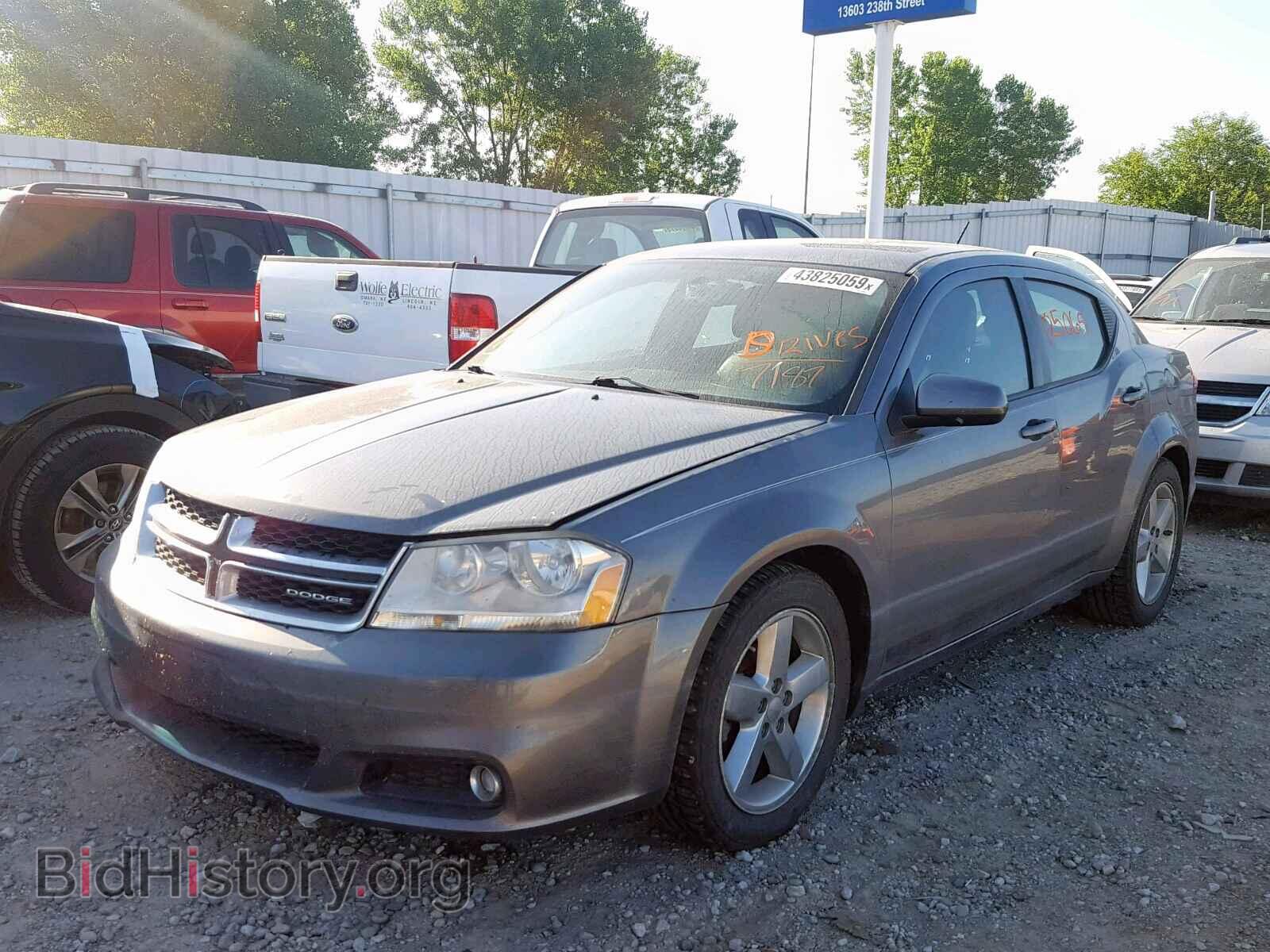 2011 DODGE AVENGER - VIN: 1B3BD2FB3BN587187 - Фото 2
