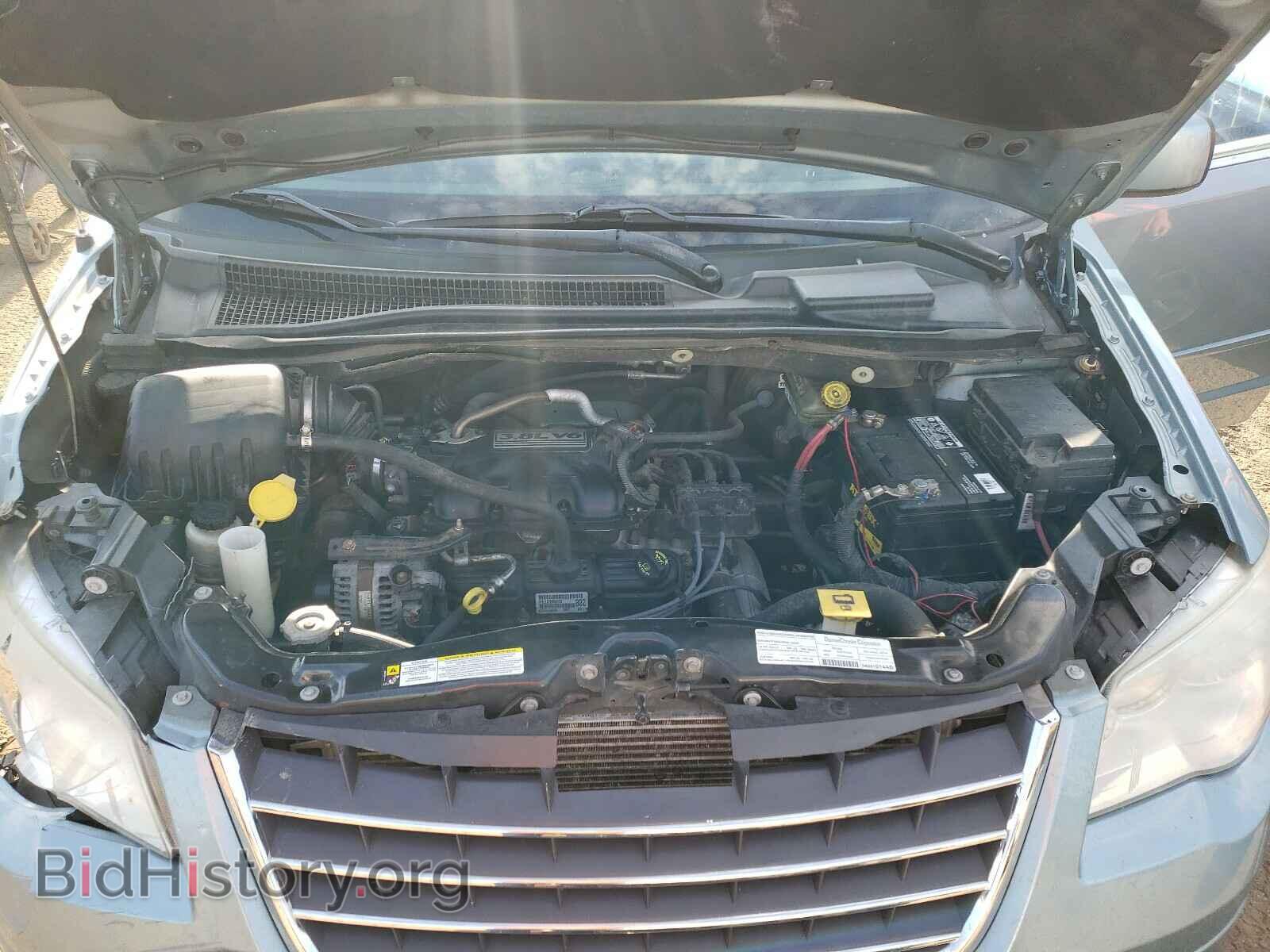 2008 CHRYSLER MINIVAN - VIN: 2A8HR54P18R730667 - Фото 7