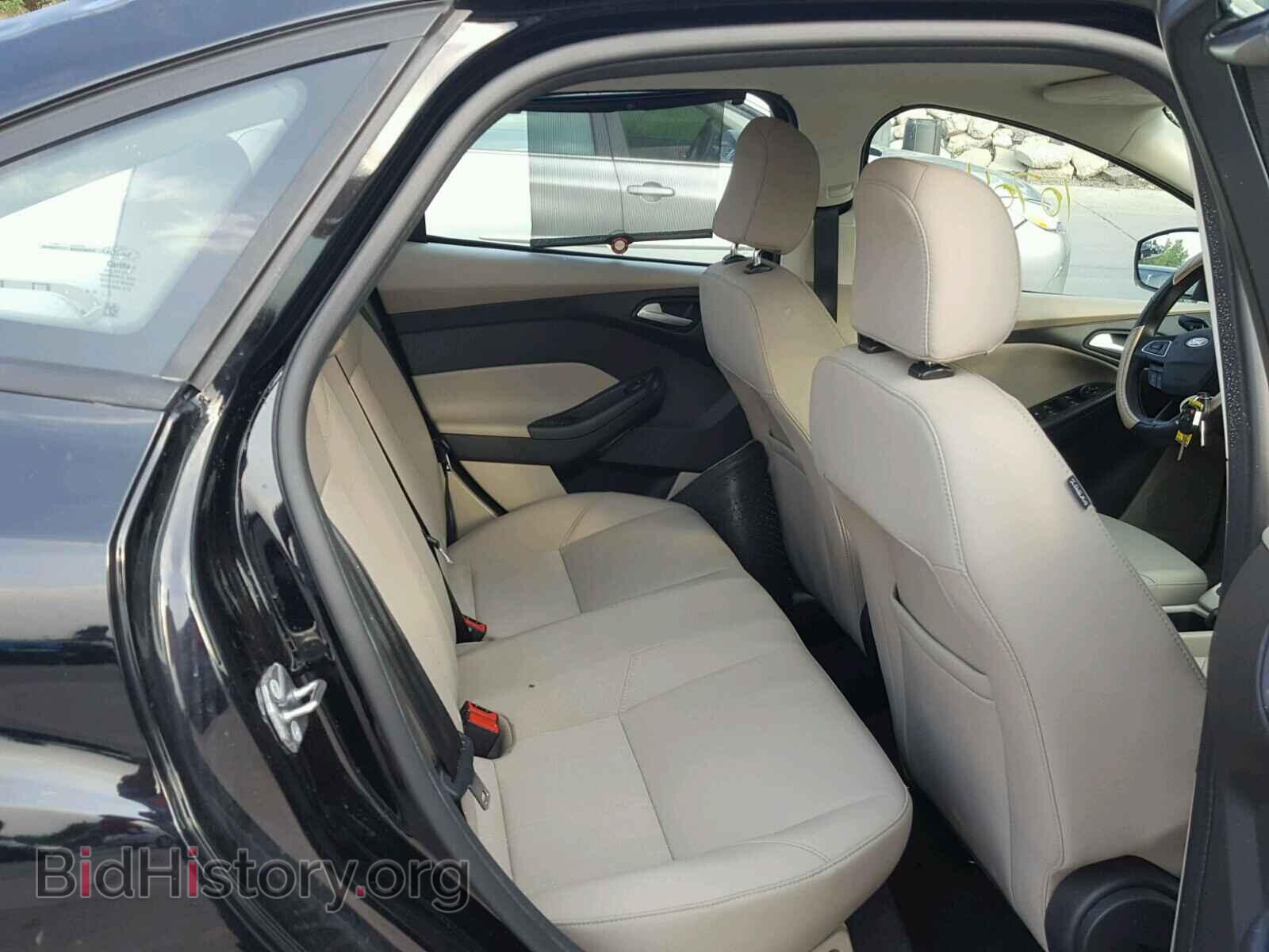 2017 FORD FOCUS - VIN: 1FADP3F23HL205013 - Photo 6